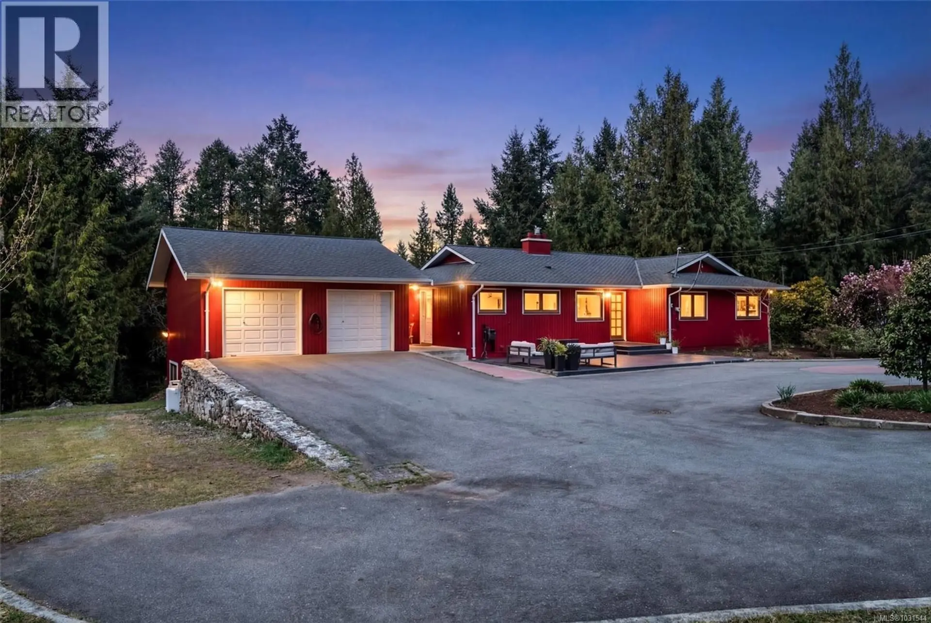 Property at 1065 Braithwaite Dr, Cobble Hill, BC