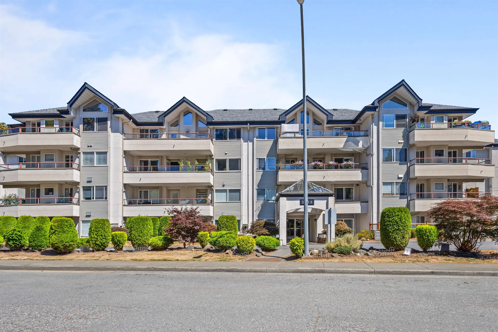 Property at #206 2526 Lakeview Crescent, Abbotsford, BC