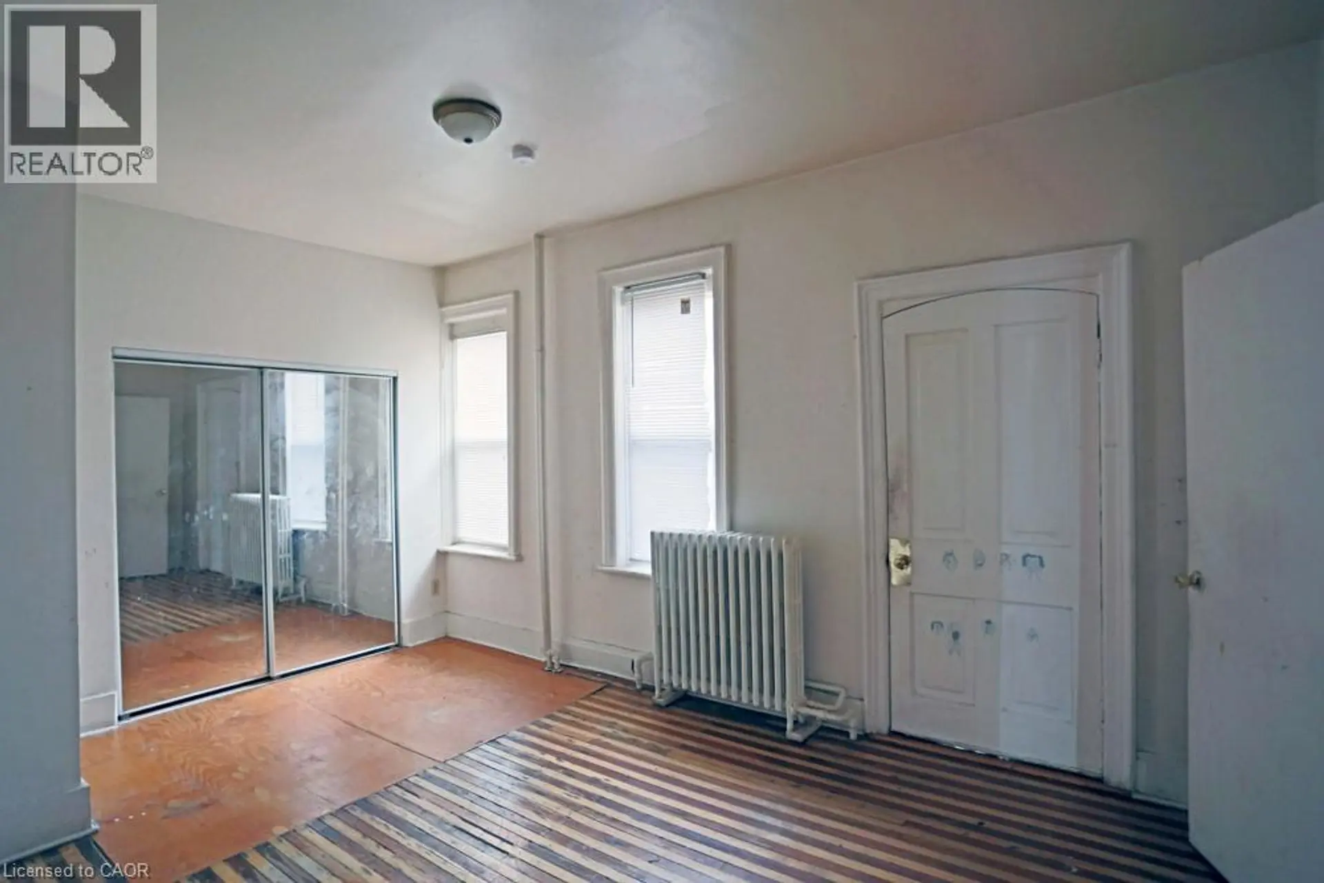 116 WEBER STREET E - Image 4