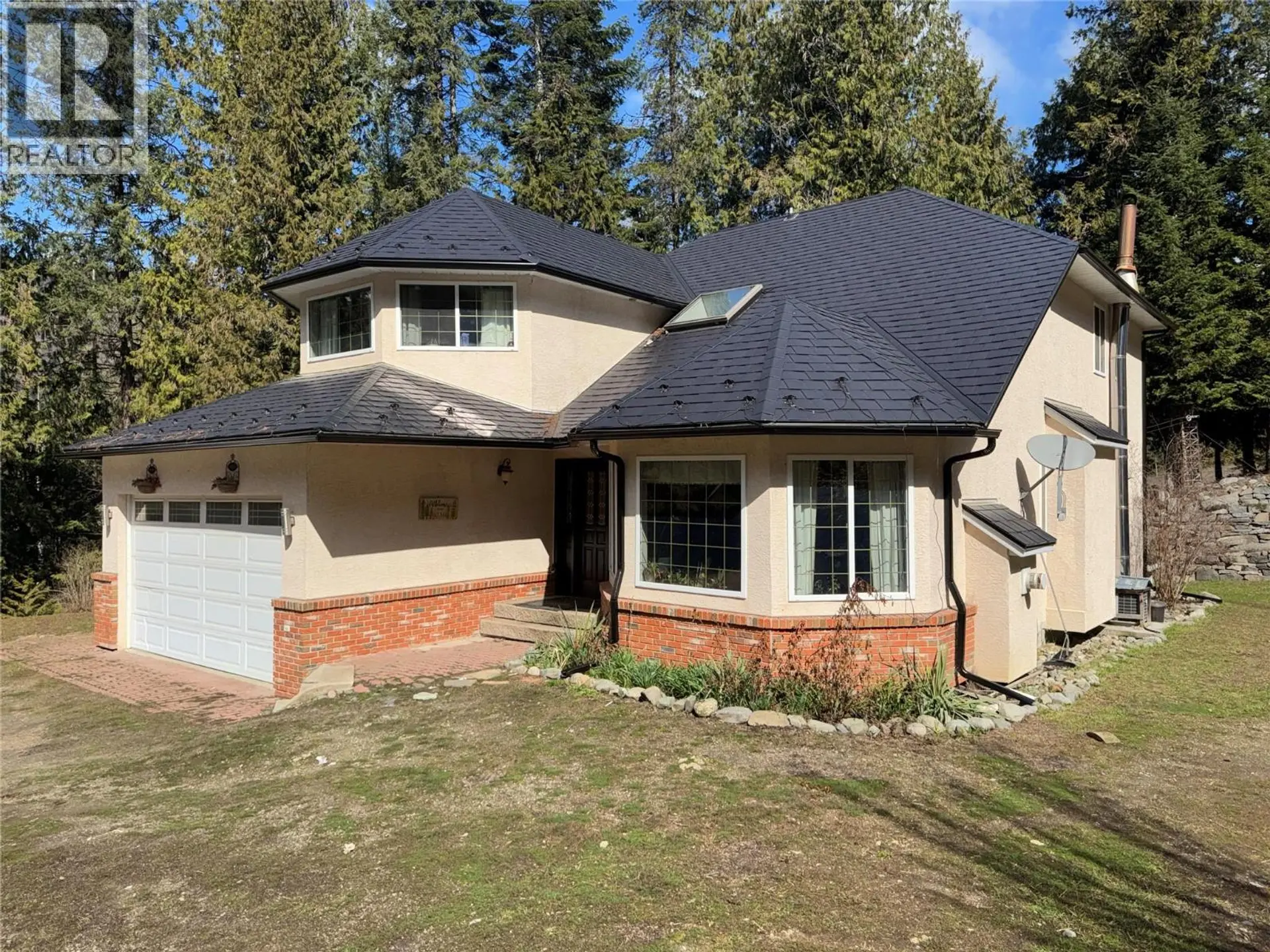 Property at 2300 Old Salmo Road, Fruitvale, BC