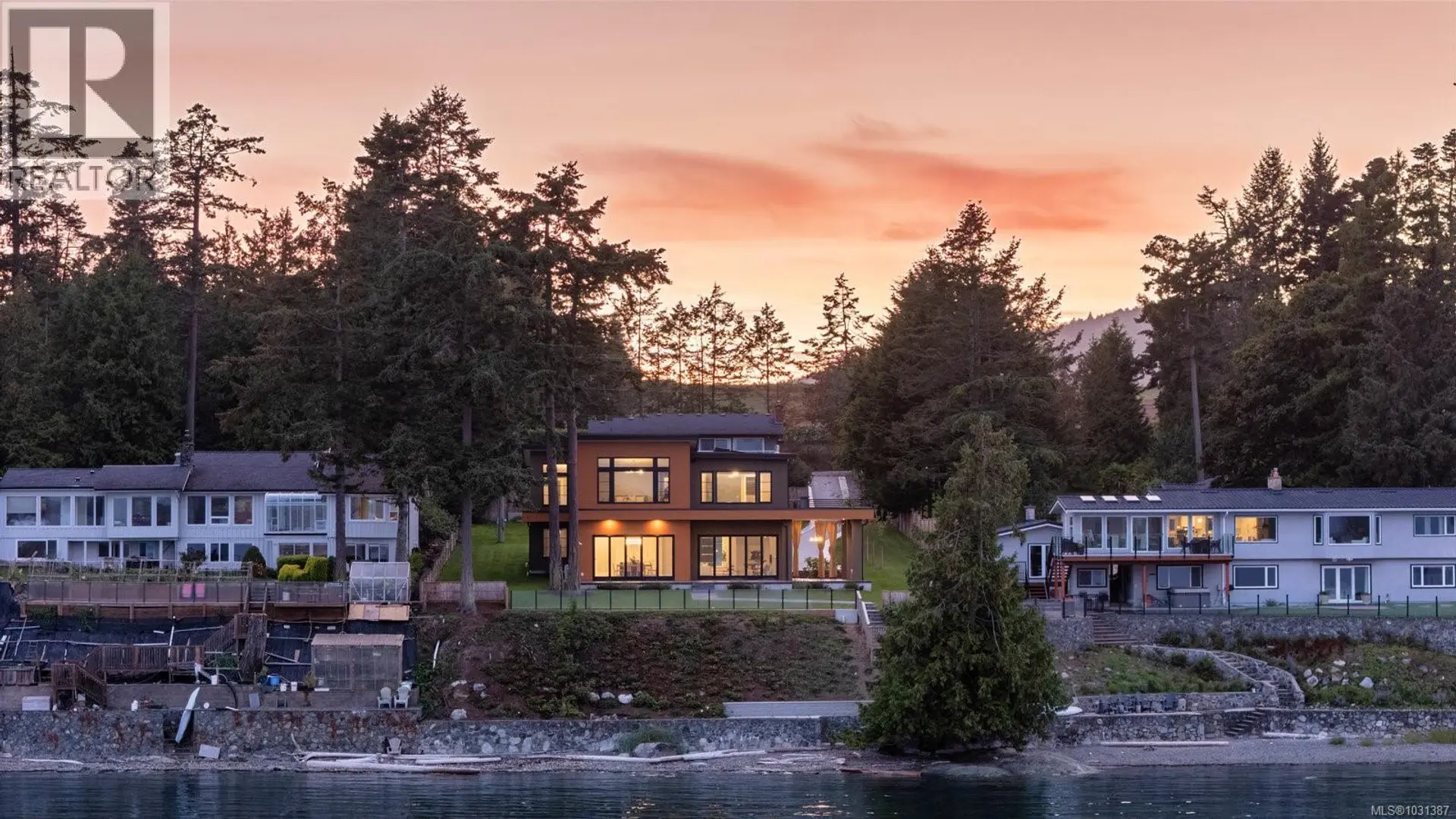 Property at 8213 Lochside Dr, Central Saanich, BC