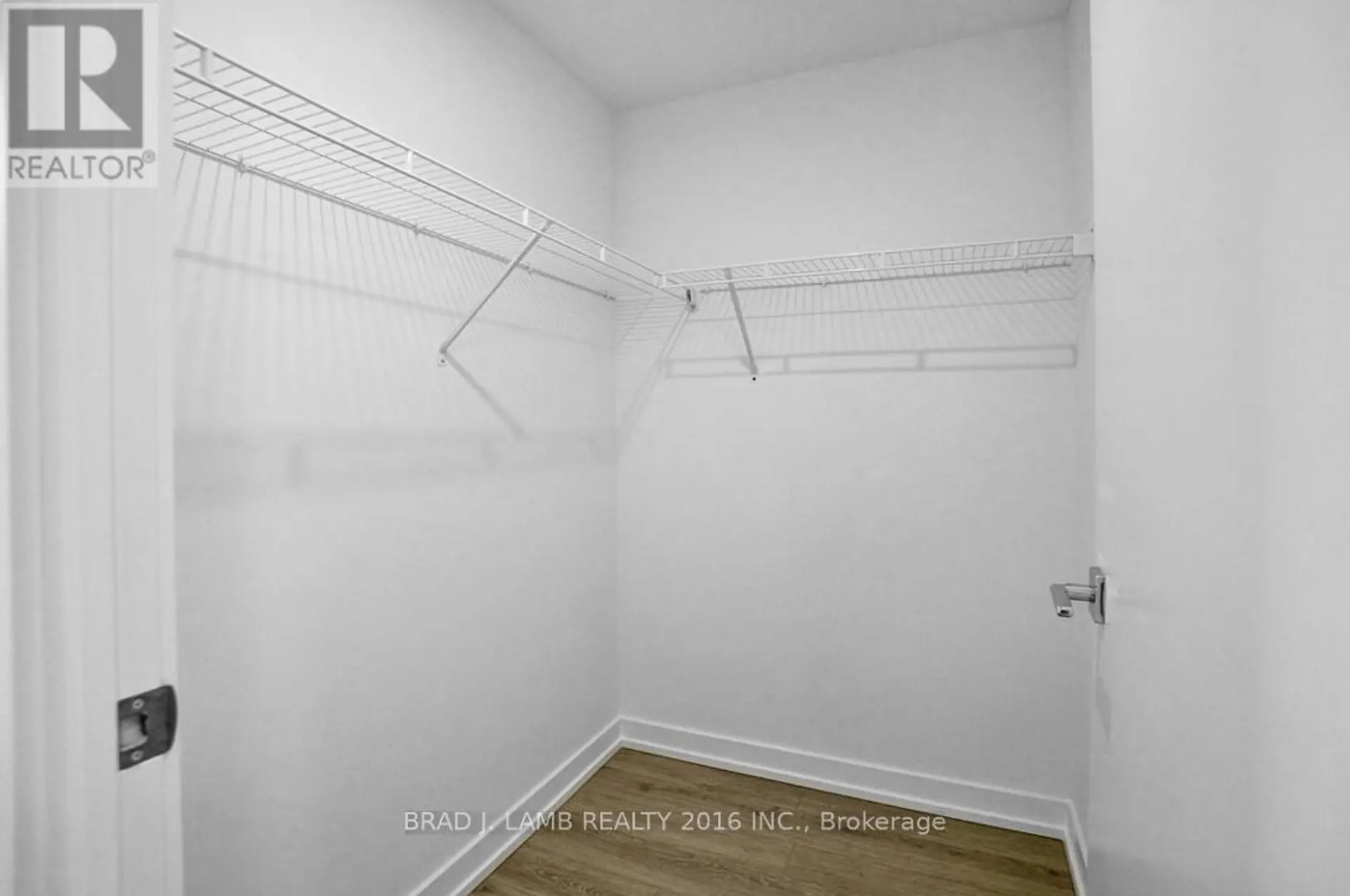 #11 35 BIRCHCLIFF AVENUE - Image 8