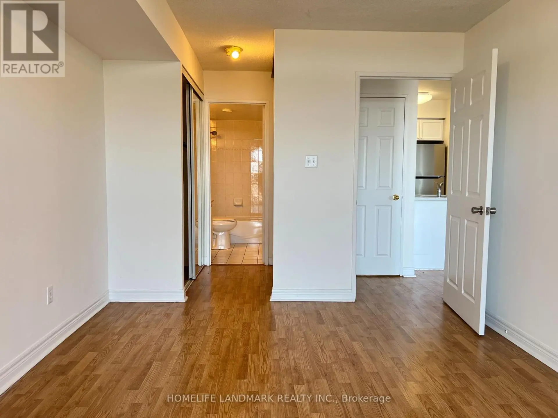 #909 28 EMPRESS AVENUE - Image 8