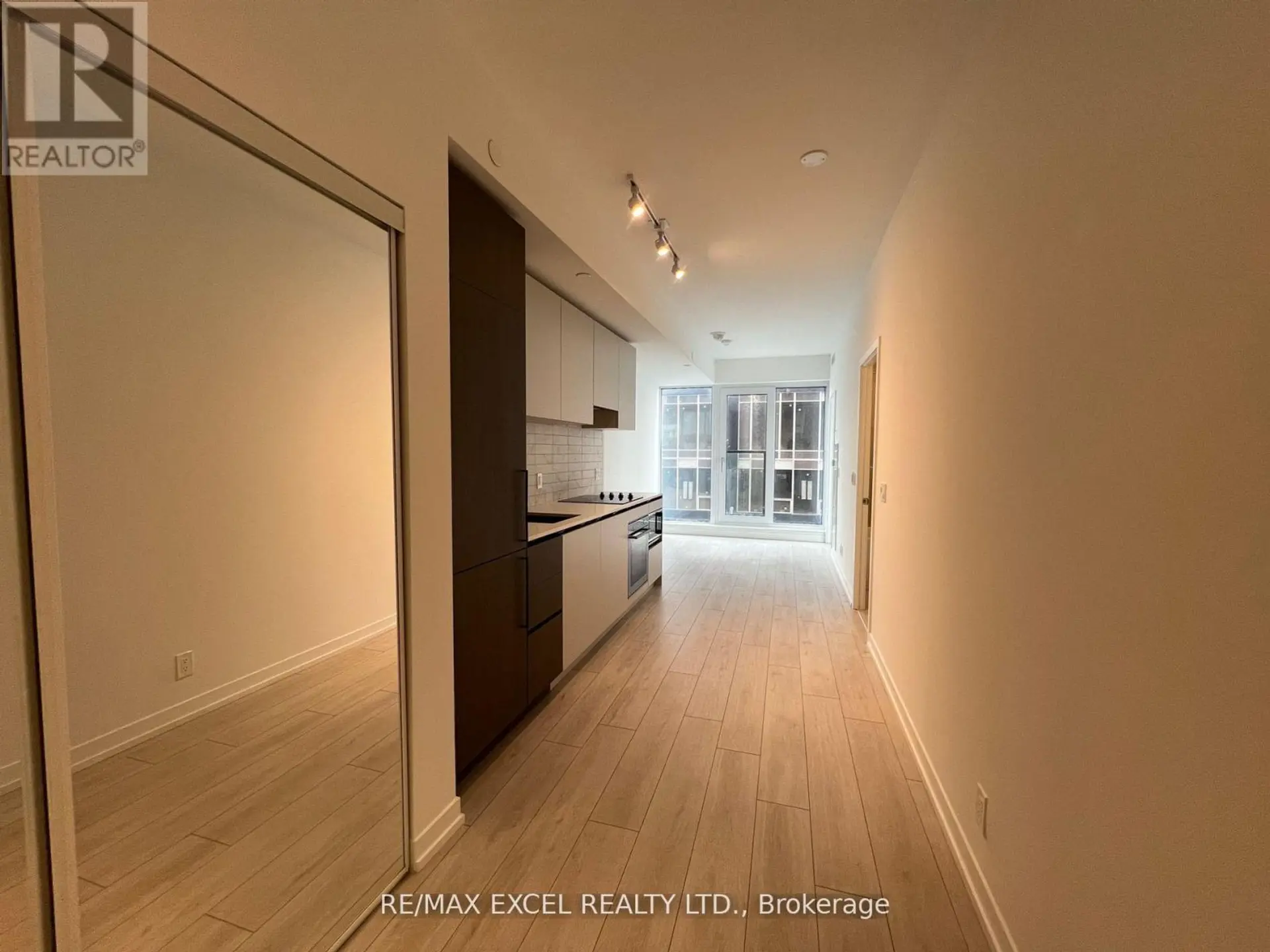 #4910 55 MERCER STREET - Image 7