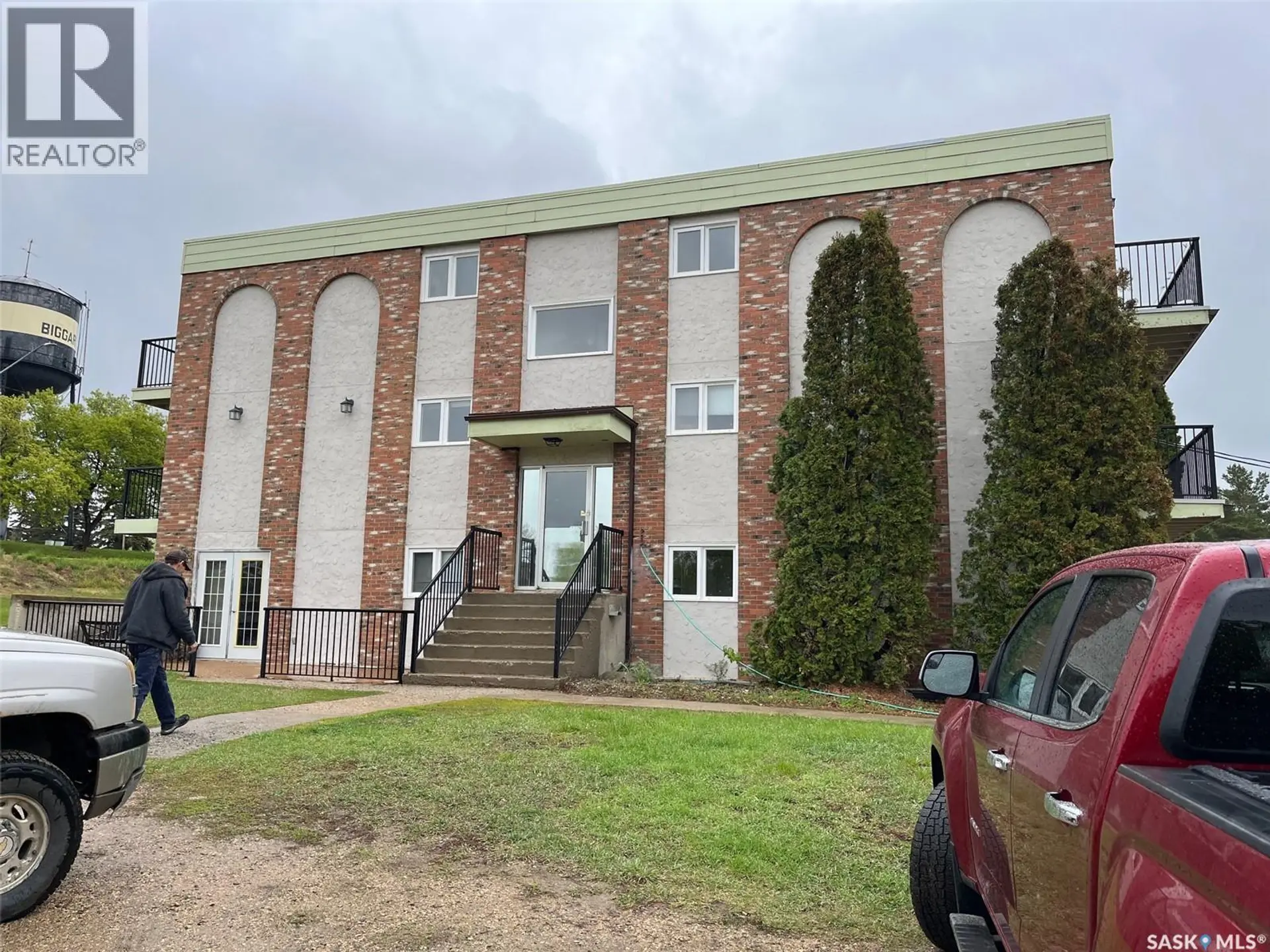 Property at 302 8TH AVENUE SW, Biggar, SK