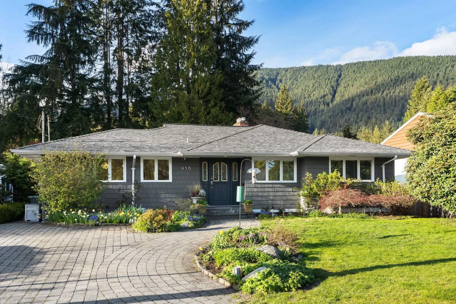 Property at 956 Belvista Crescent, North Vancouver, BC