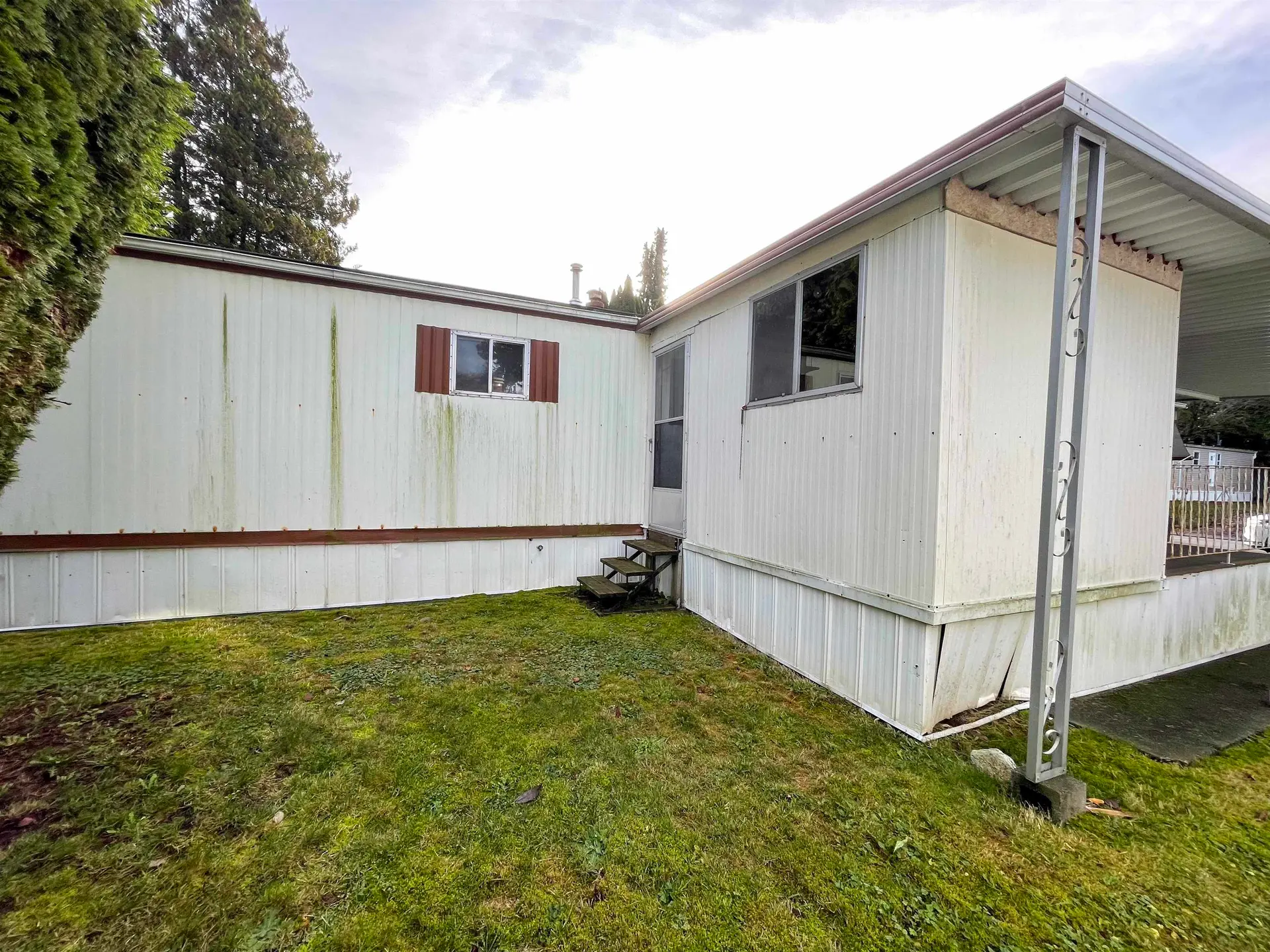 #53 7790 King George Boulevard - Image 13