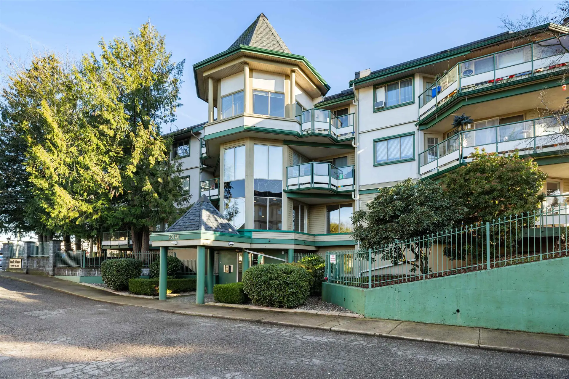 Property at #304 20140 56 Avenue, Langley, BC