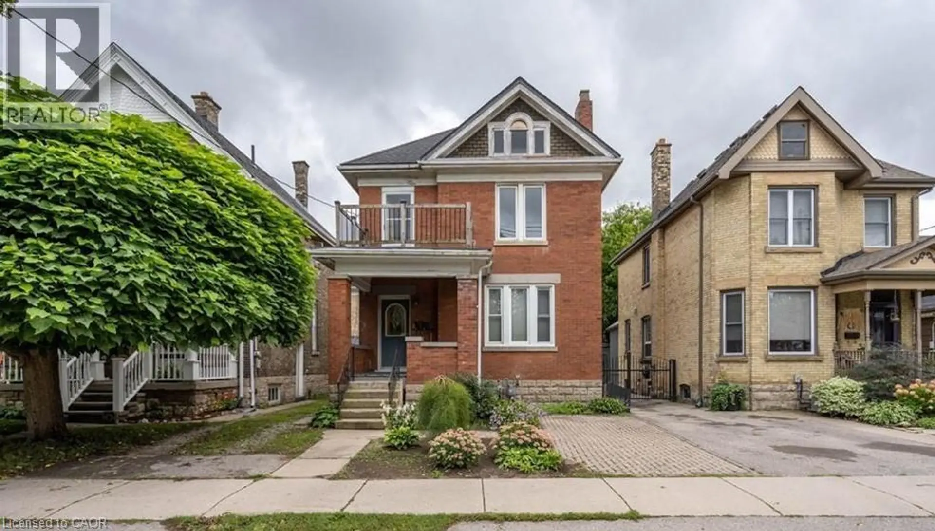 867 QUEENS Avenue - Image 1