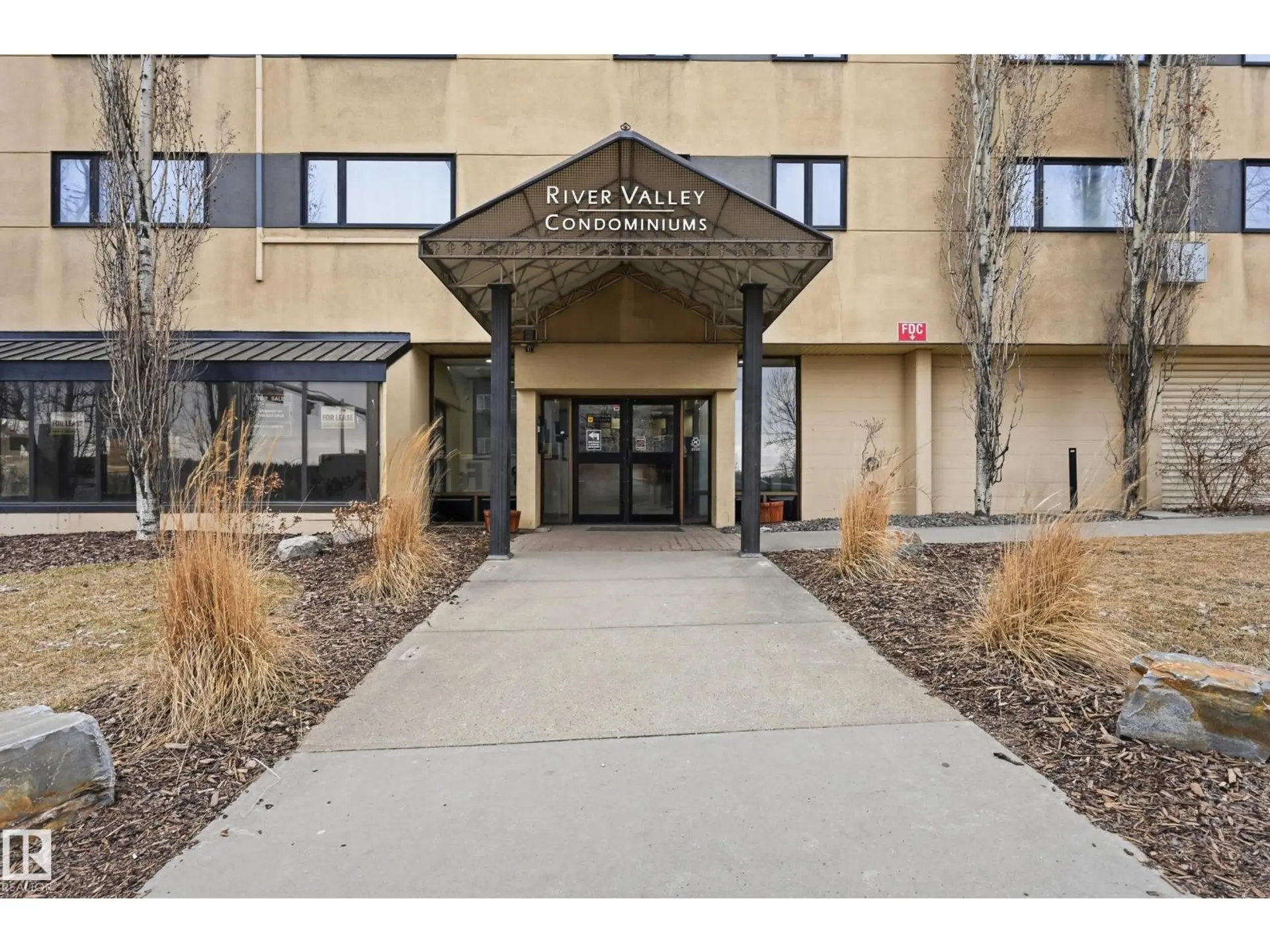#209 9710 105 ST NW NW - Image 12