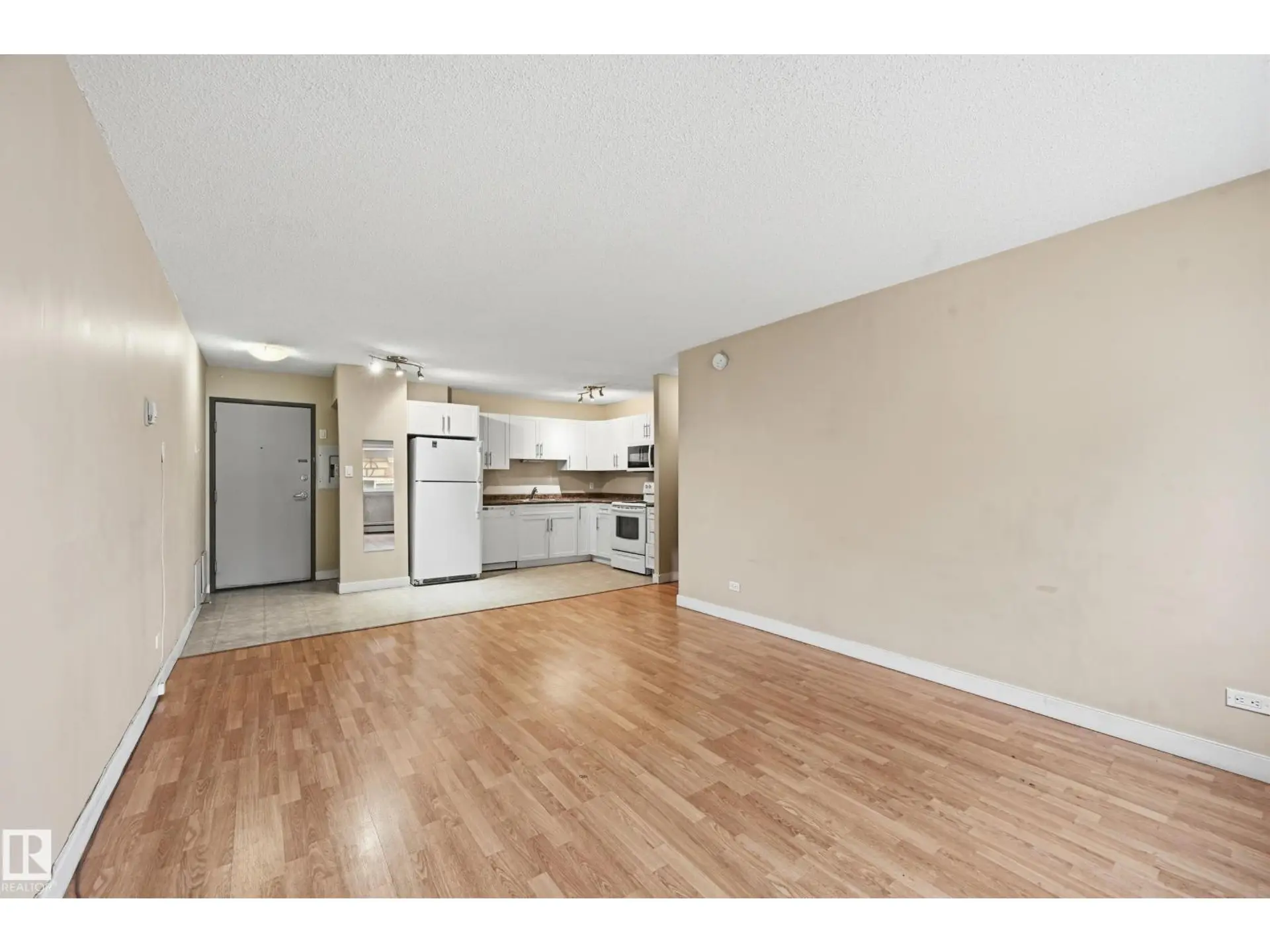 #209 9710 105 ST NW NW - Image 3