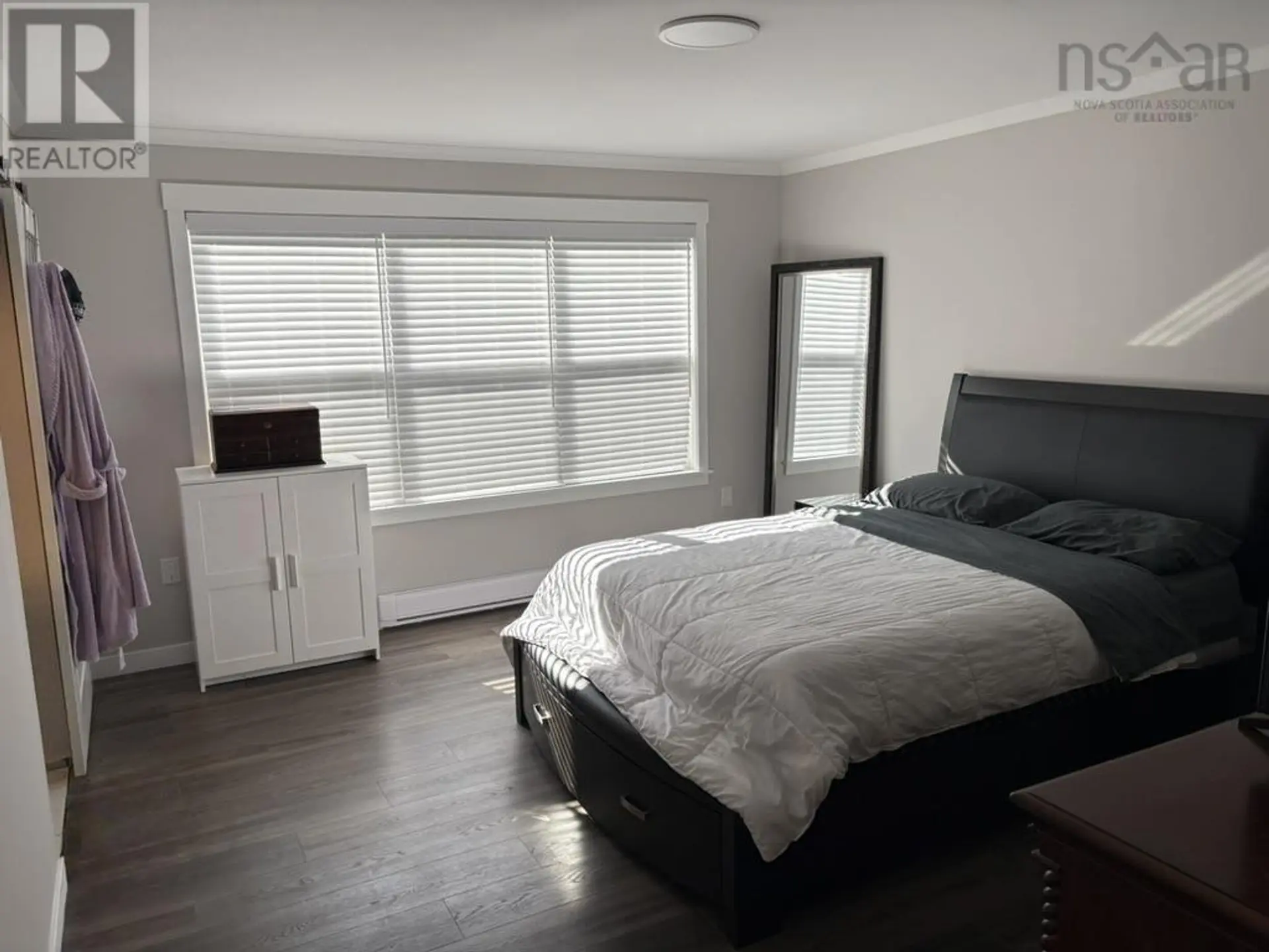25 Lakewood Drive - Image 9