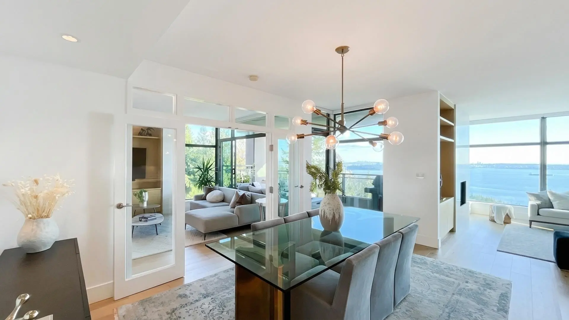 Property at #801 3315 Cypress Place, West Vancouver, BC