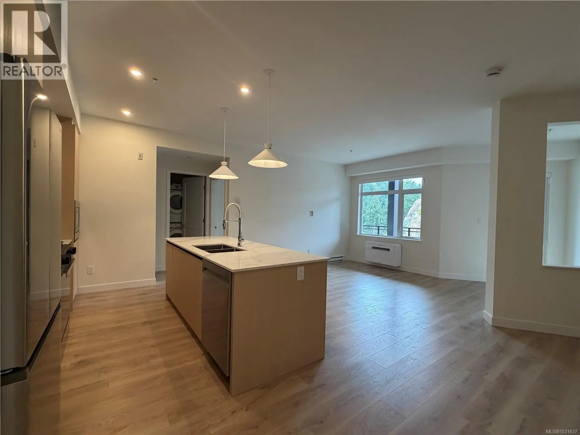 #401 2000 West Park Lane - Image 3