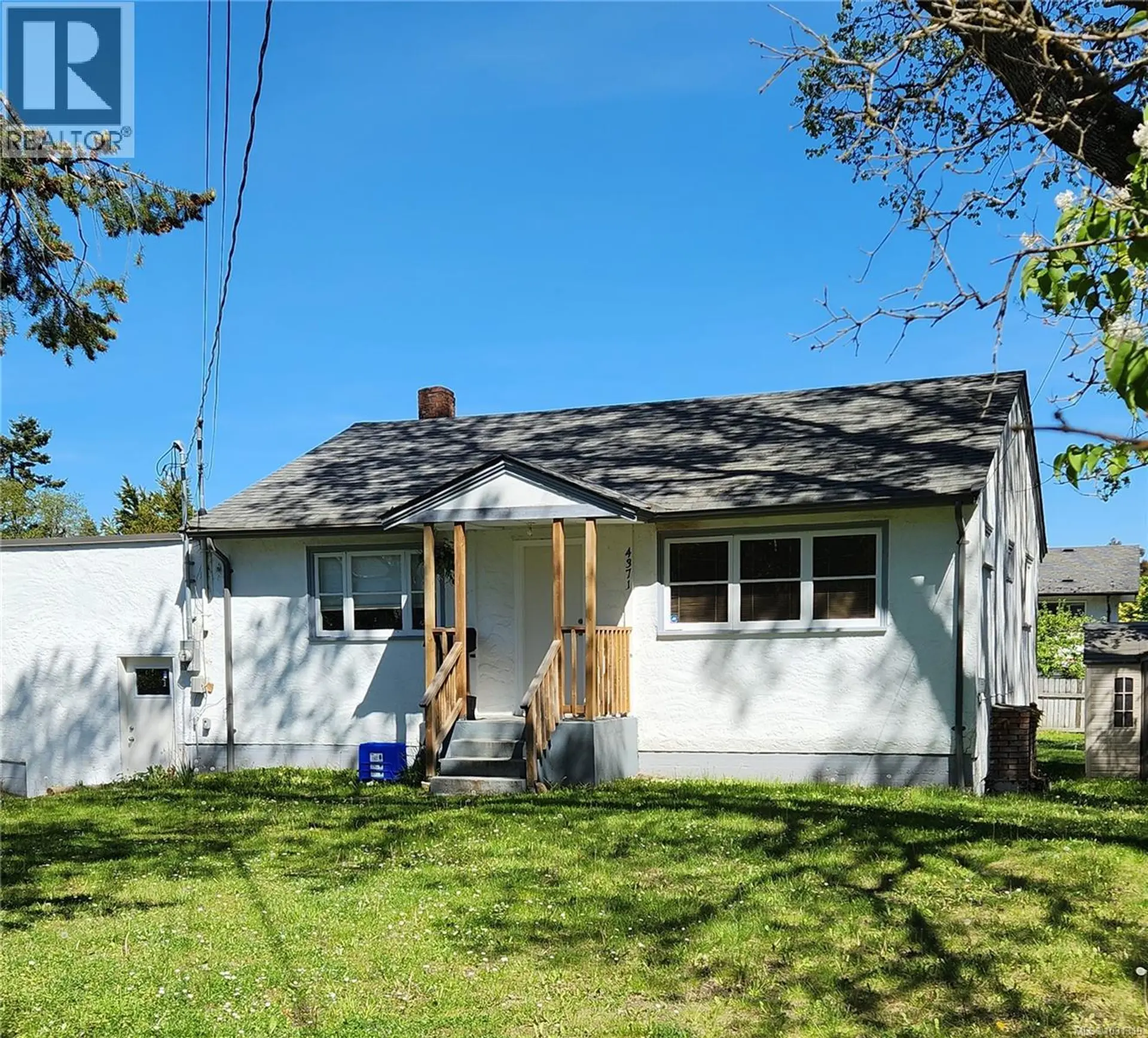 Property at 4371 Shelbourne St, Saanich, BC