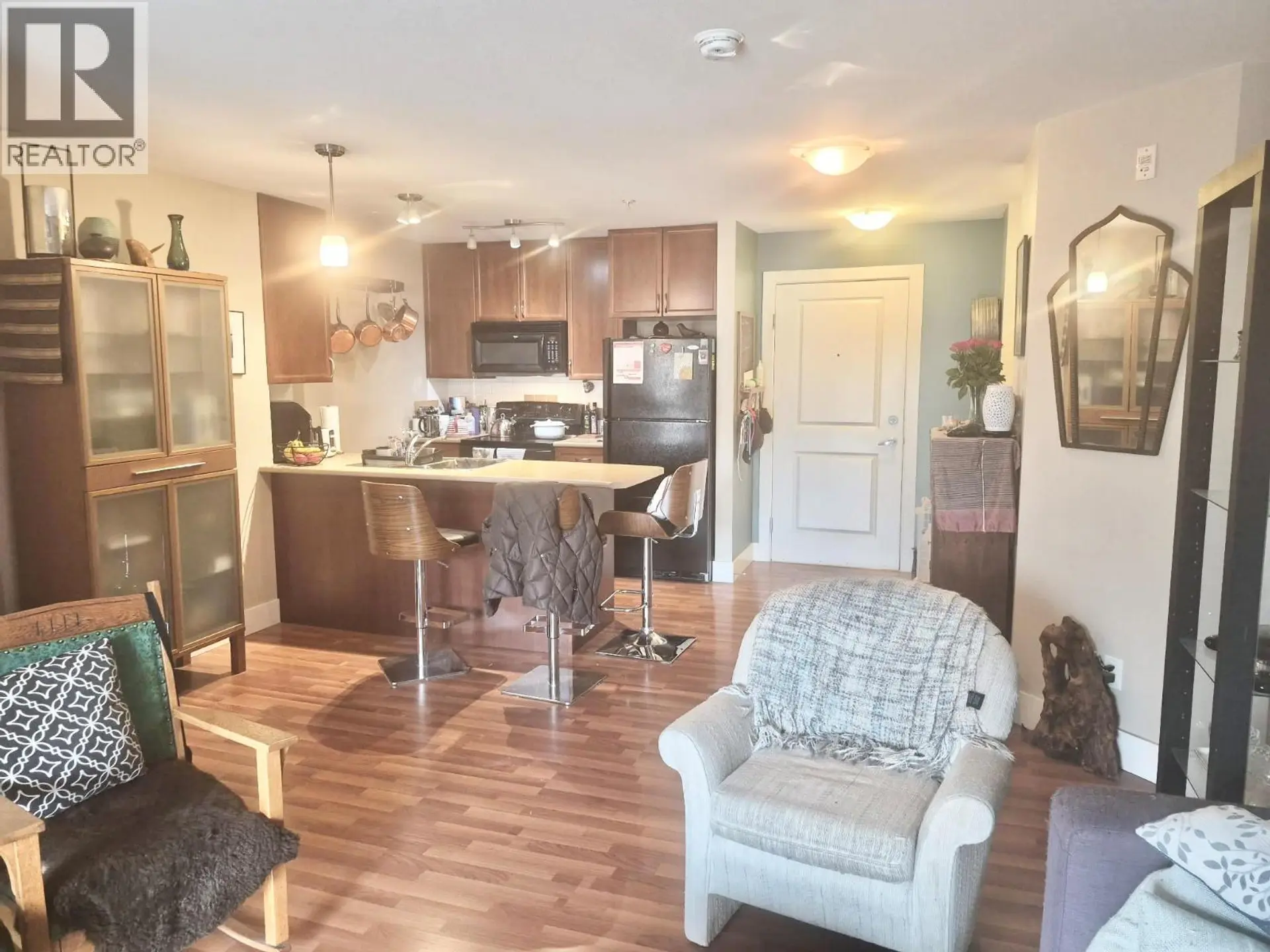 #318 246 Hastings Avenue - Image 6