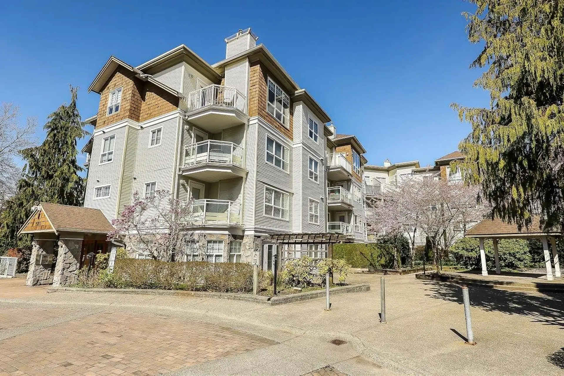 Property at #204 10188 155 Street, Surrey, BC