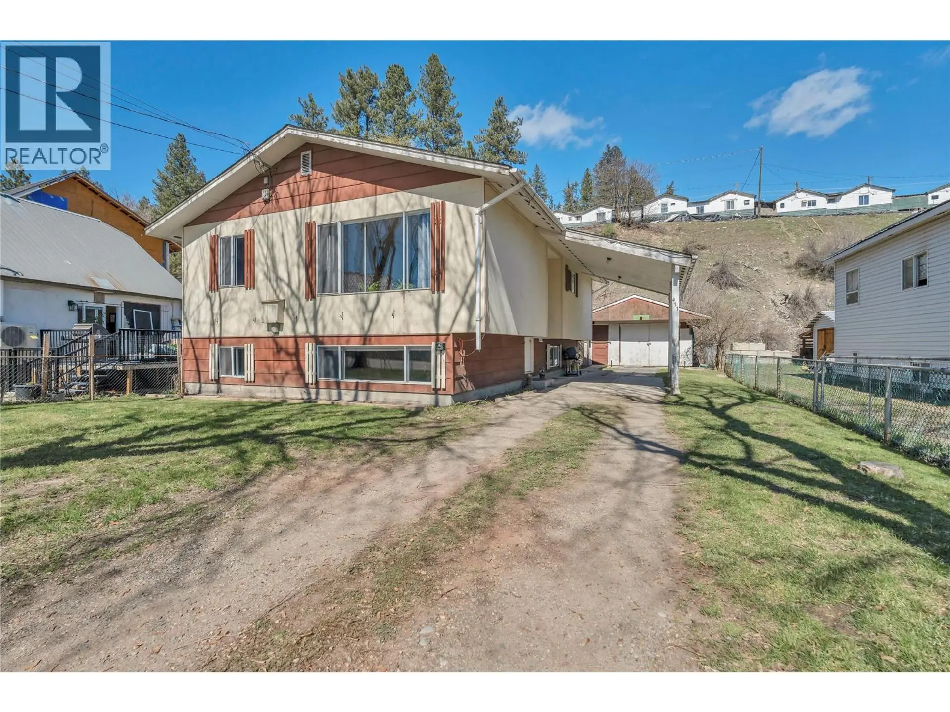 Property at 411 Auburn Cres, Princeton, BC