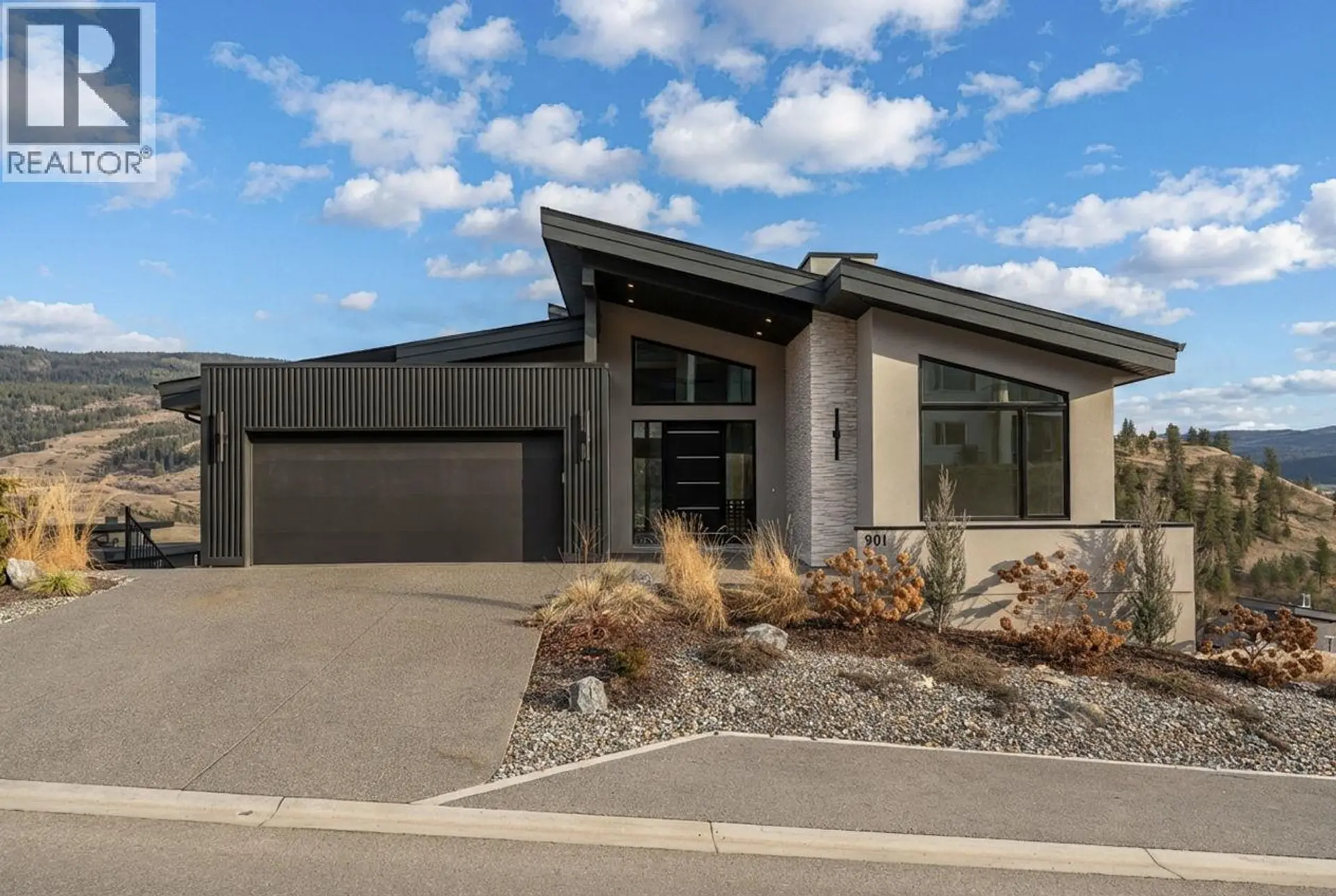 Property at 901 Melrose Street, Kelowna, BC