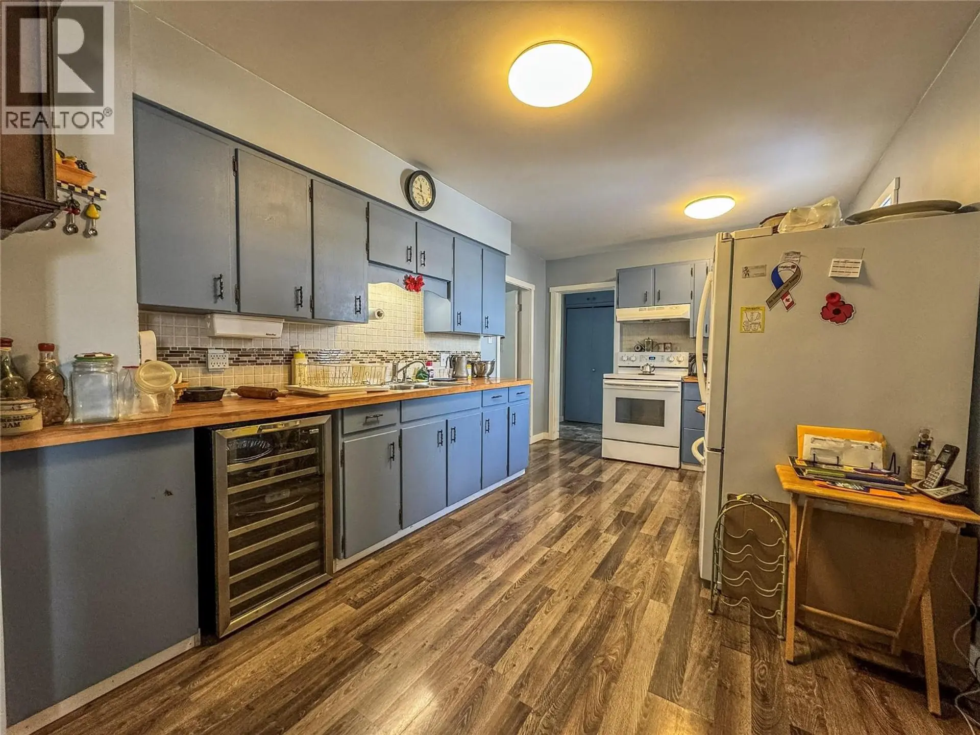 4900 50 Avenue - Image 4