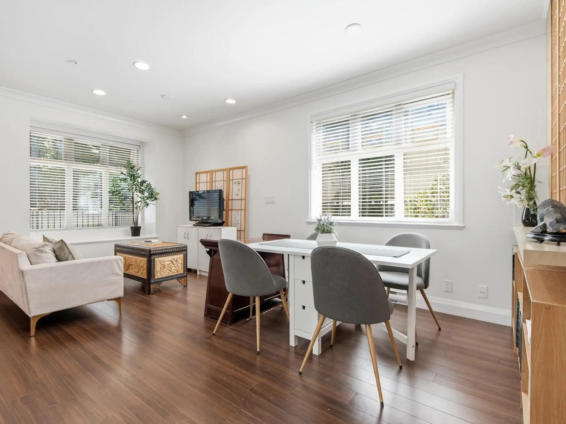 #114 5588 Patterson - Image 5
