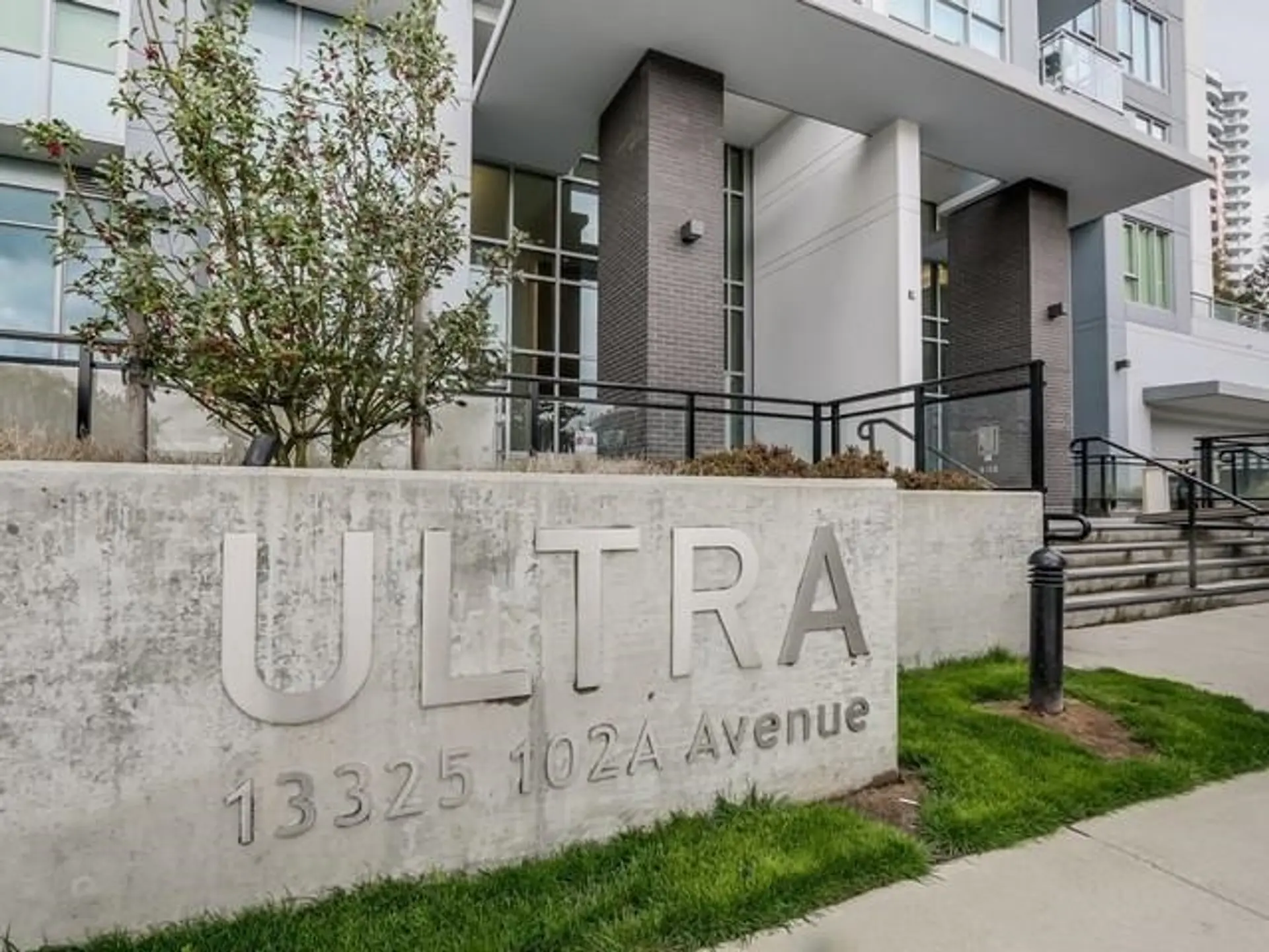 Property at #2615 13325 102a Avenue, Surrey, BC