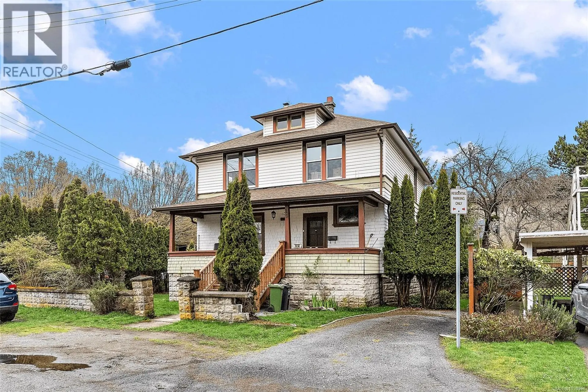 Property at 1950 Granite St, Victoria, BC