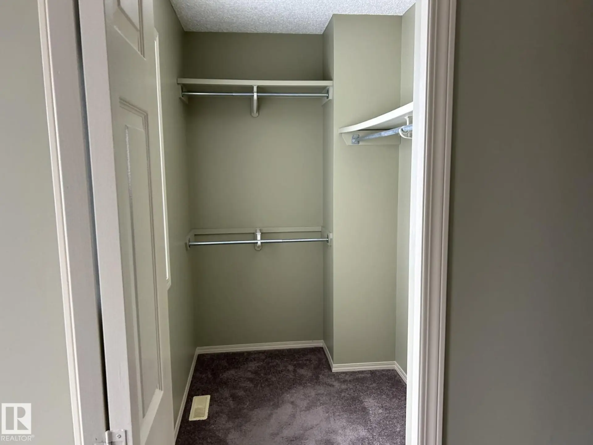#112 4350 23 ST NW - Image 9