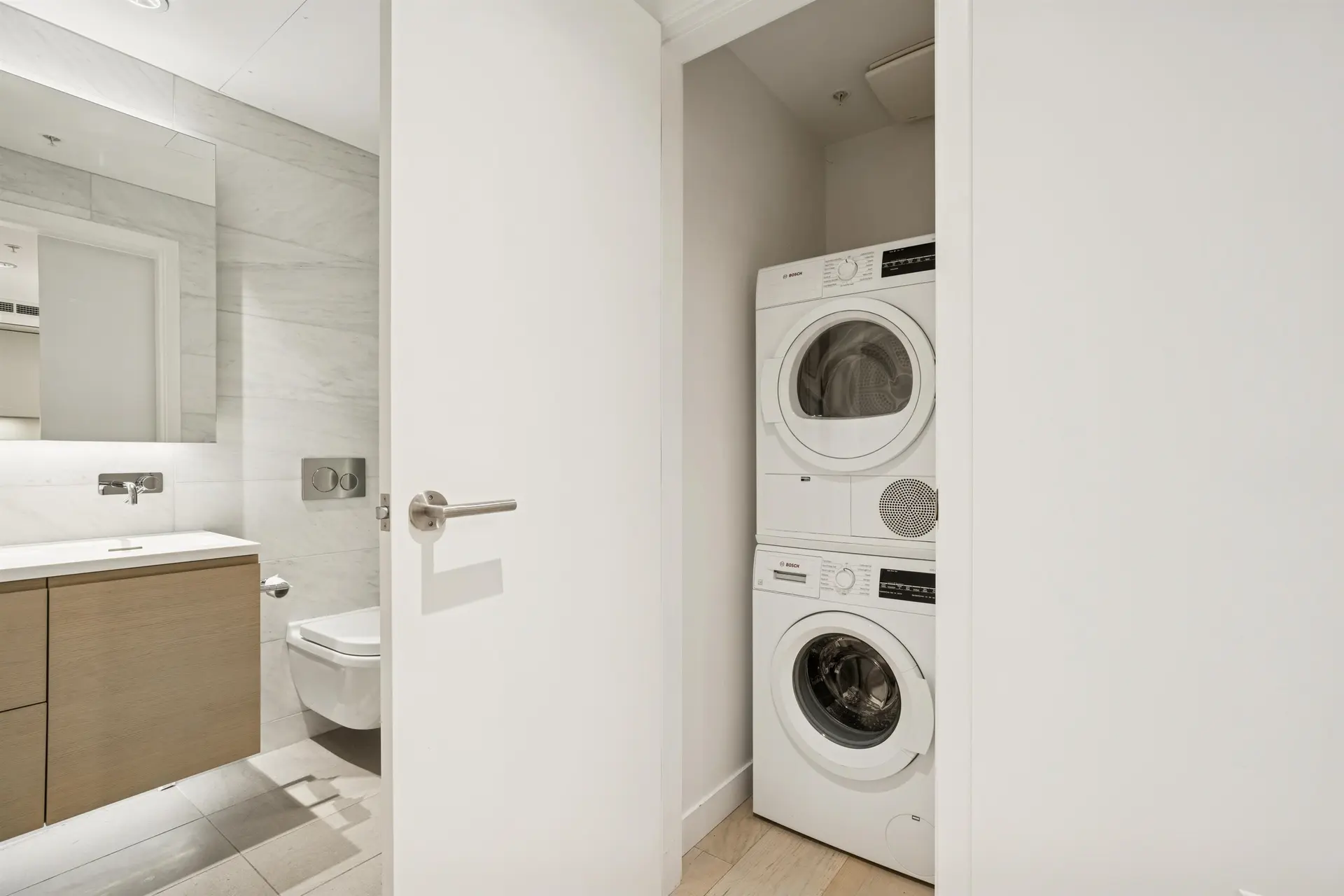 #3801 1289 Hornby Street - Image 5
