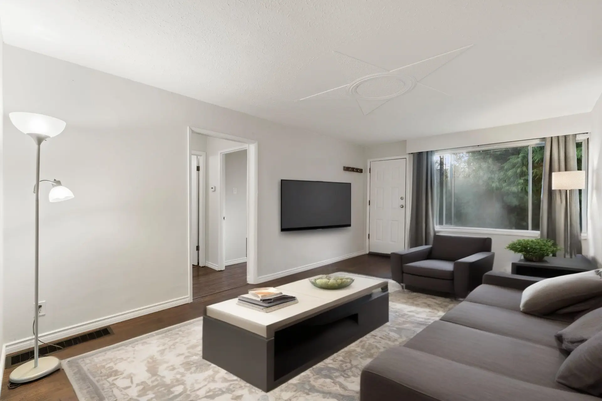 2611 Parker Street - Image 3