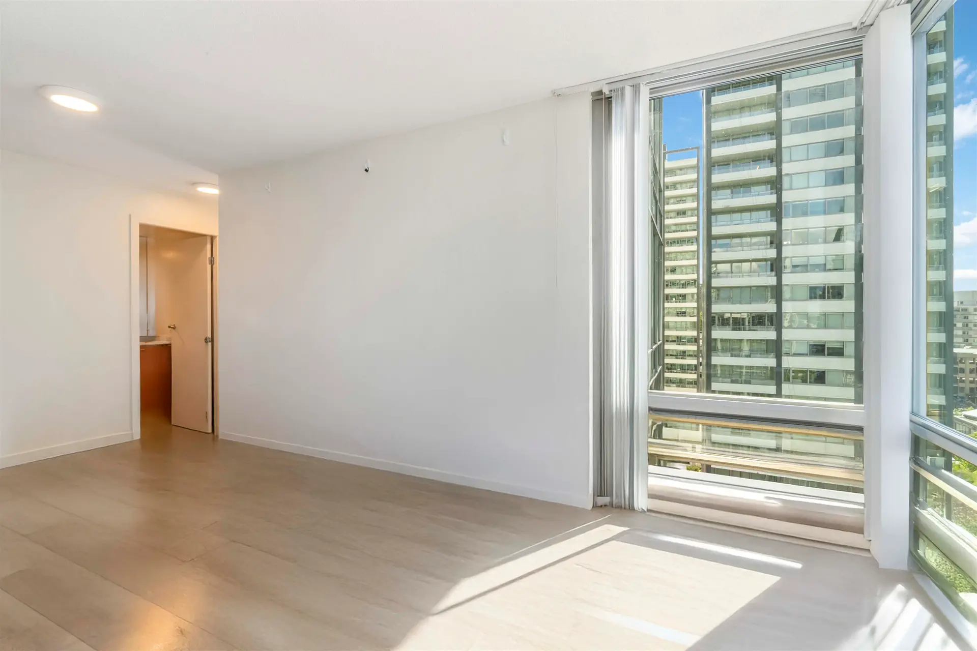 #1408 1288 W Georgia Street - Image 10