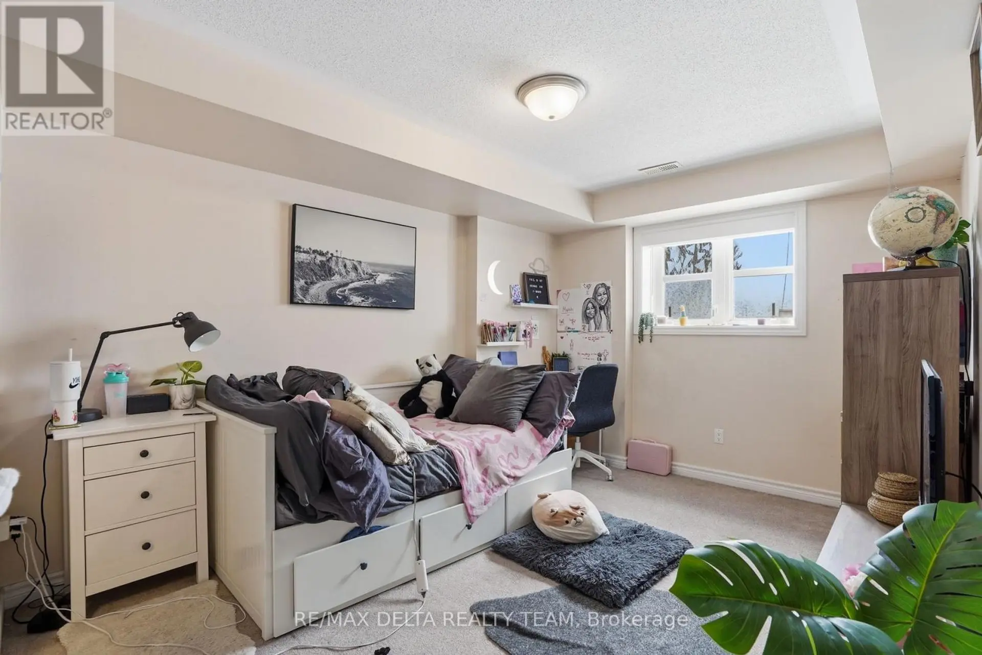 #121 2333 ESPRIT DRIVE - Image 12