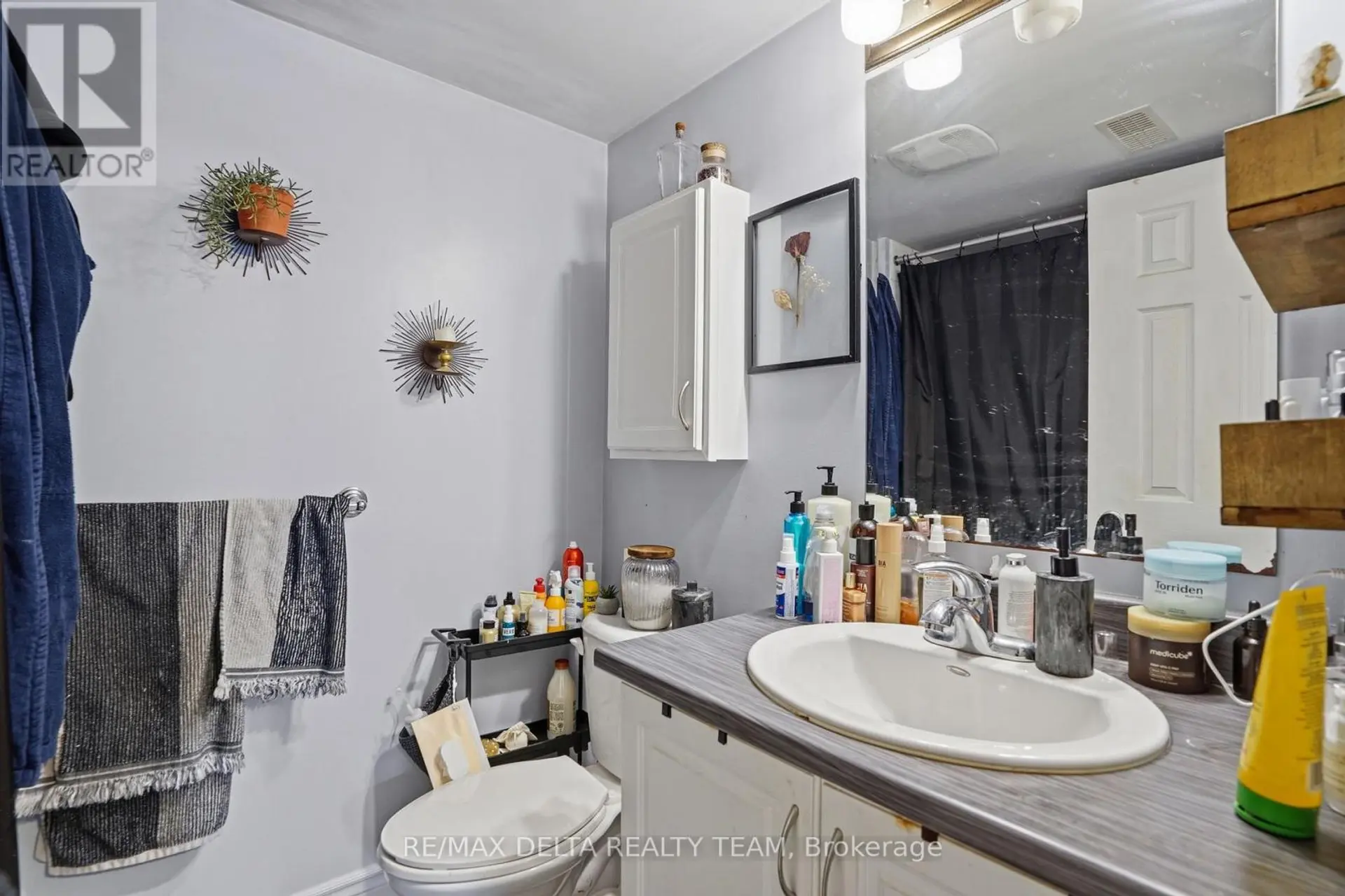 #121 2333 ESPRIT DRIVE - Image 16