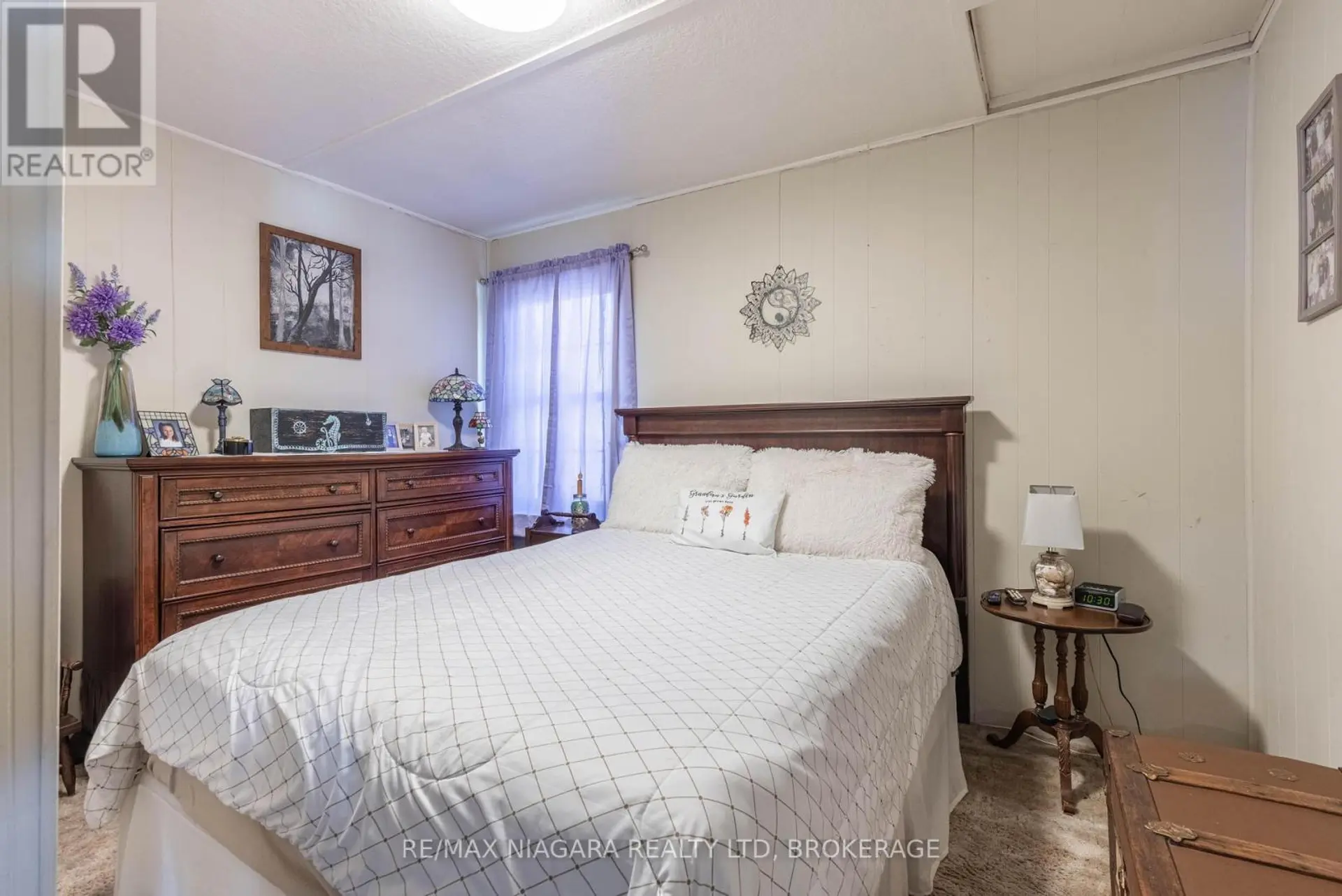42 DOUGLAS STREET - Image 9