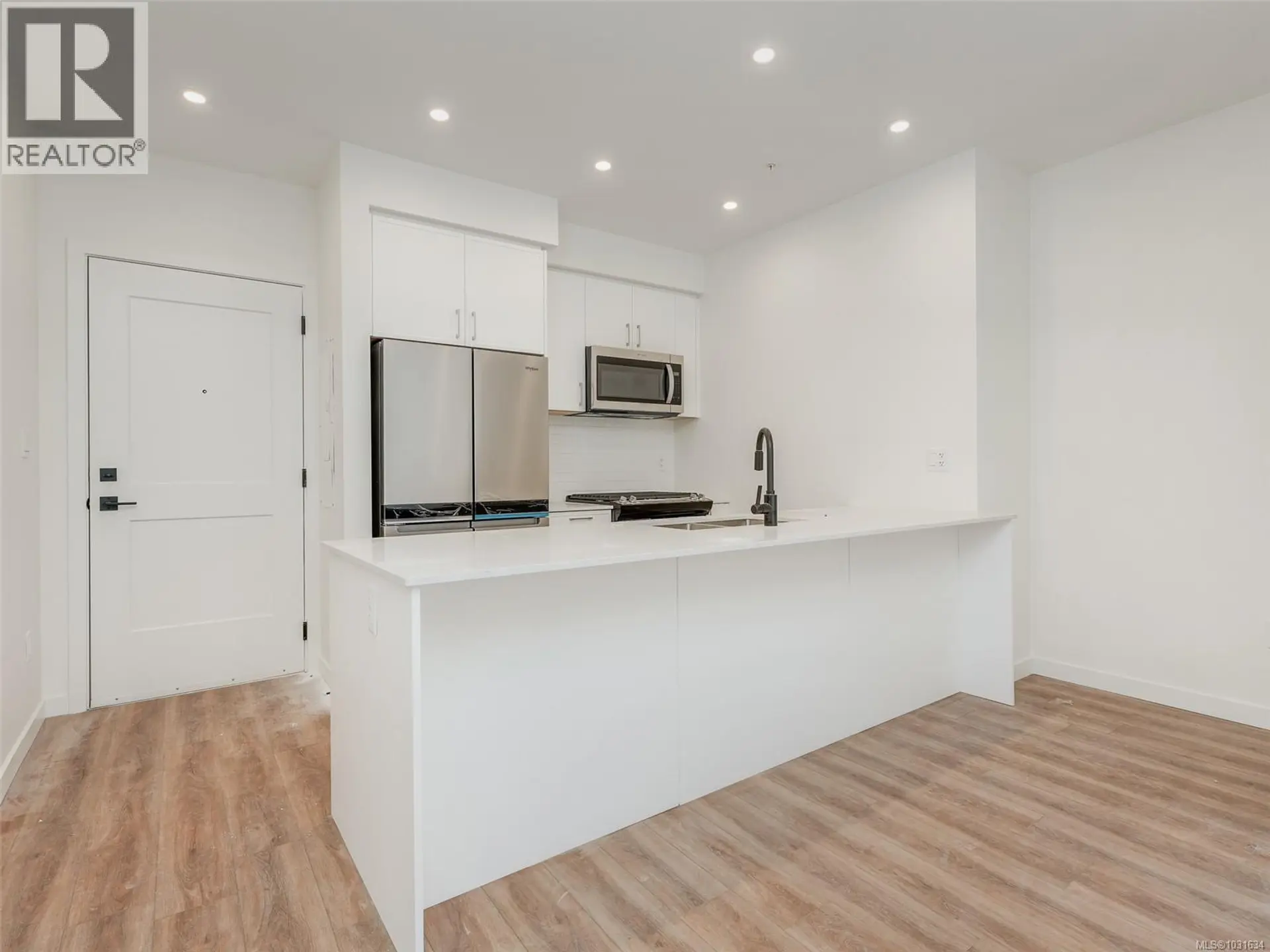 #309 654 Granderson Rd - Image 6