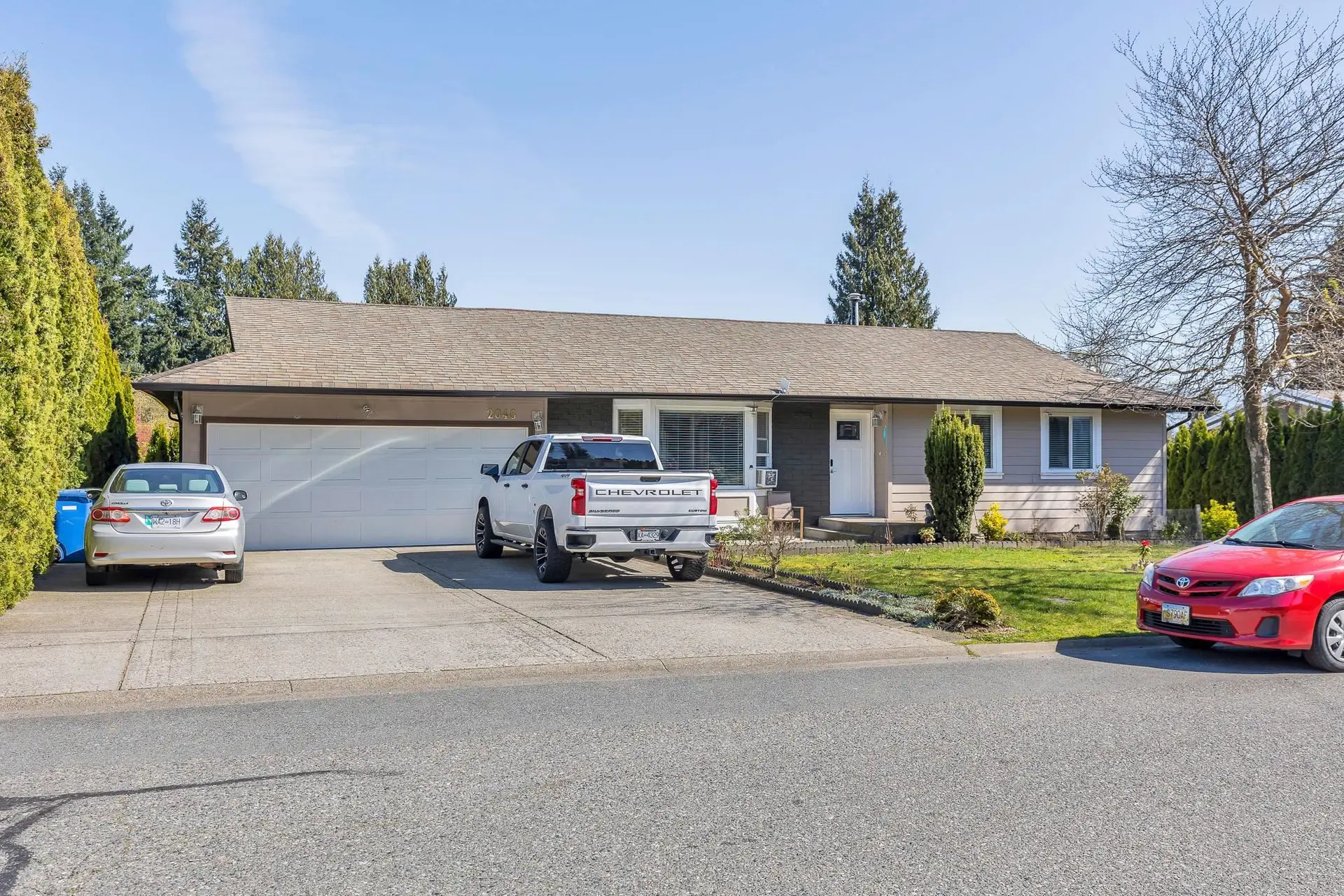 Property at 2046 Majestic Crescent, Abbotsford, BC