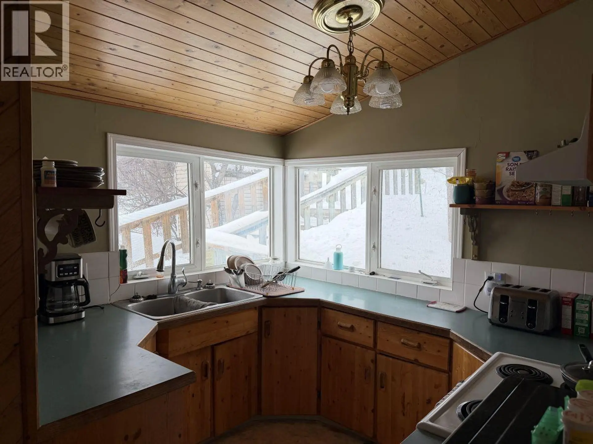 13234 LAKESHORE DRIVE - Image 2