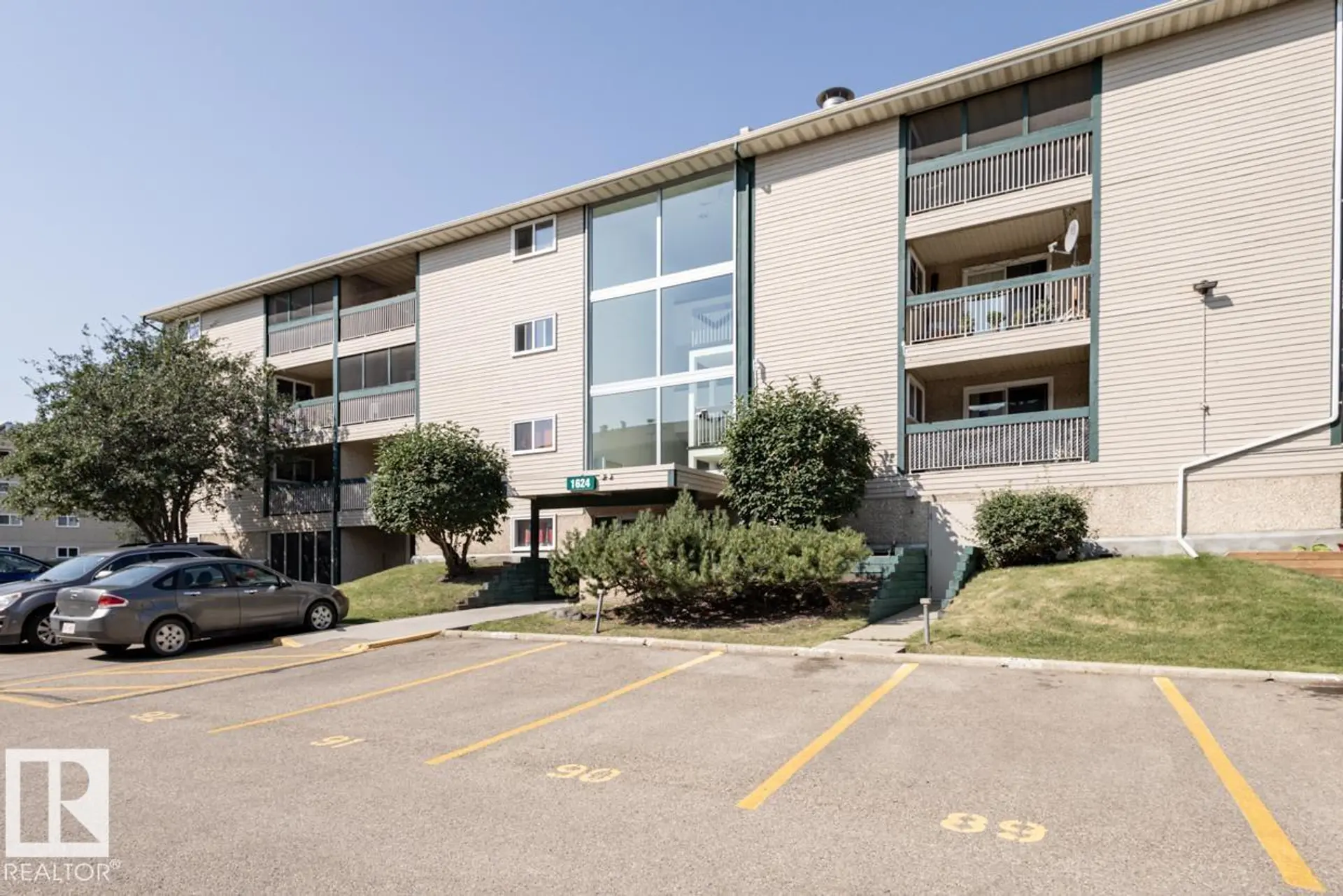 #311 1624 48 ST NW - Image 2
