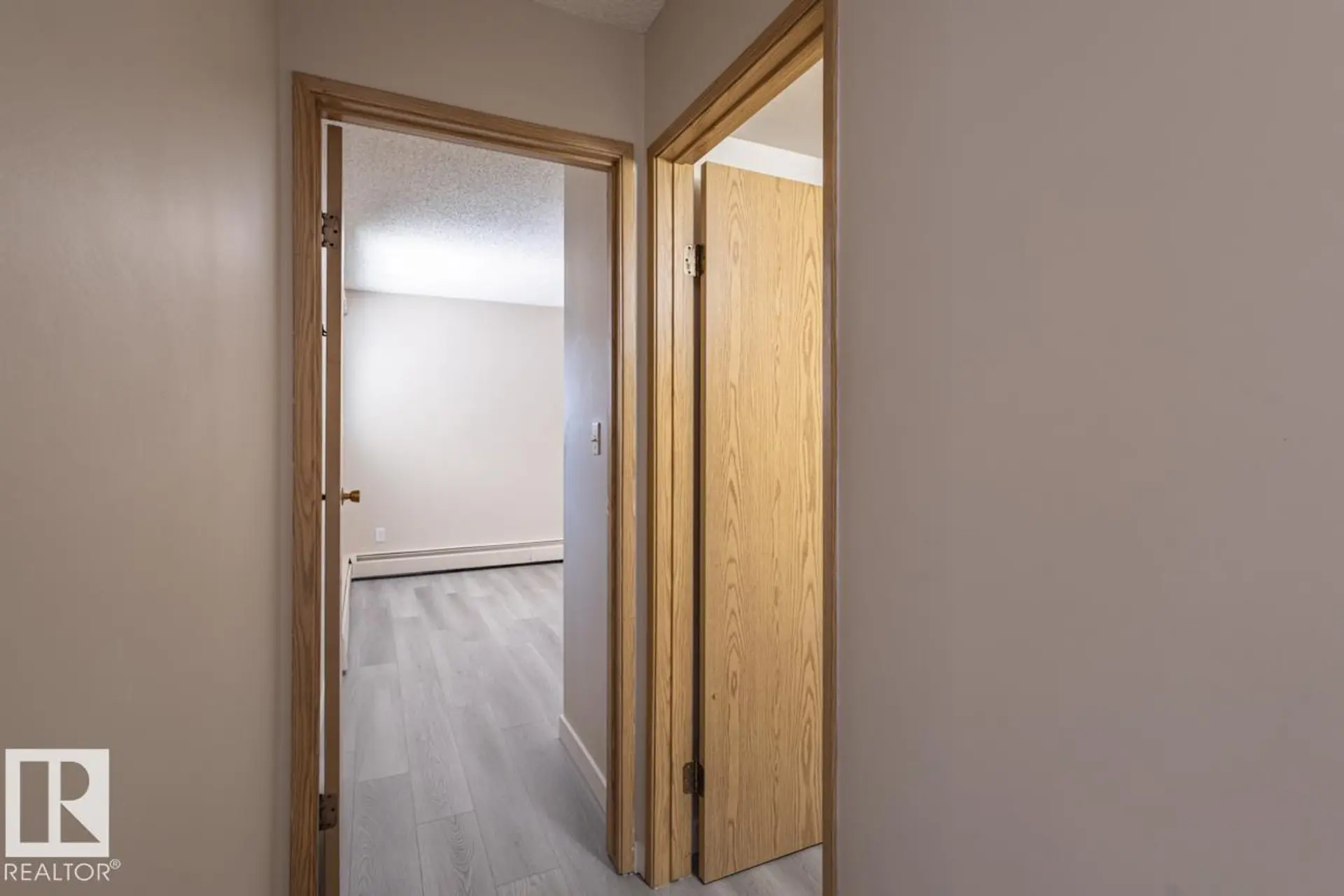 #311 1624 48 ST NW - Image 13