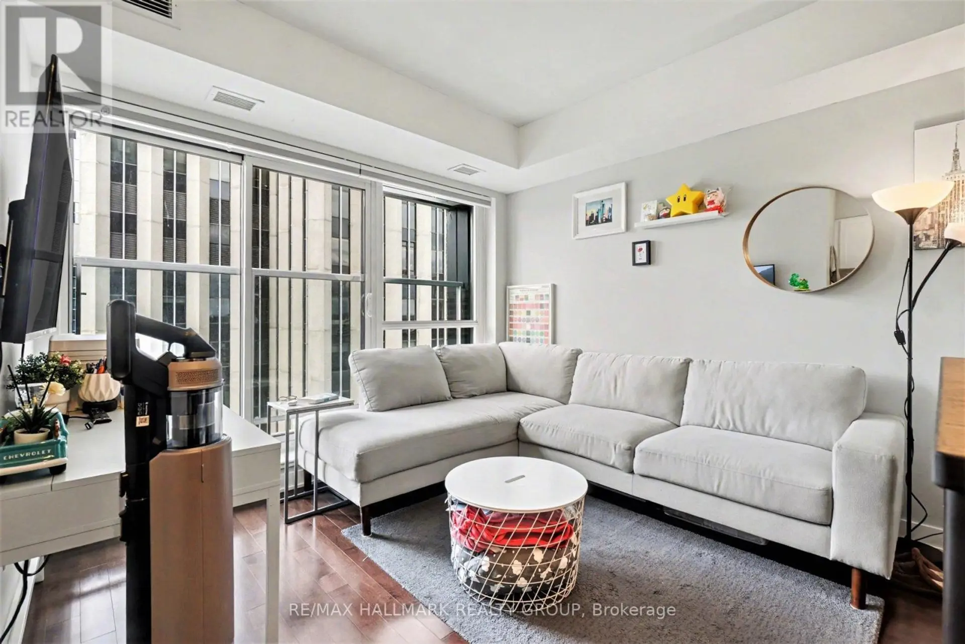 #1502 40 NEPEAN STREET - Image 5
