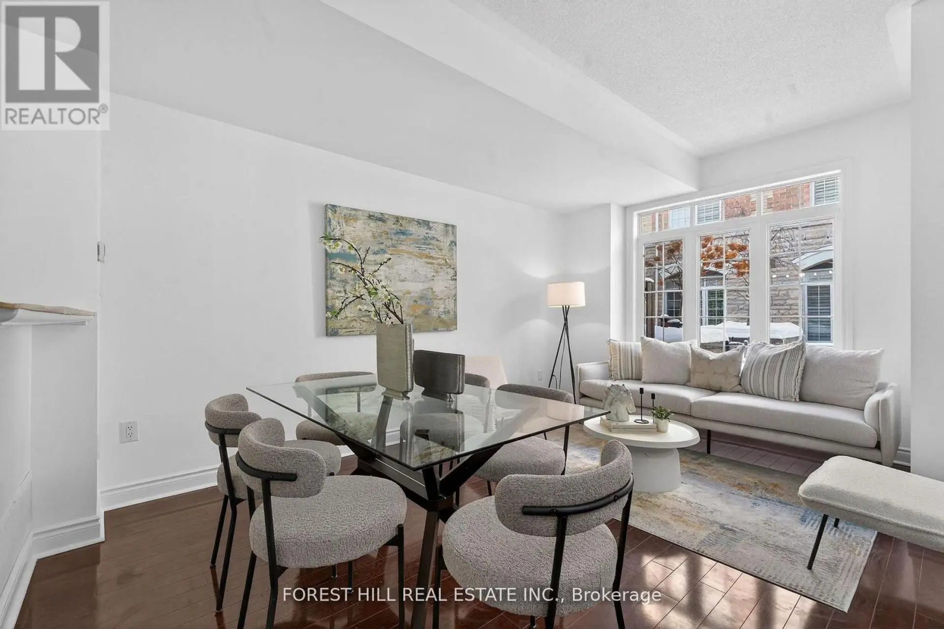 #17 8 BRIGHTON PLACE - Image 3