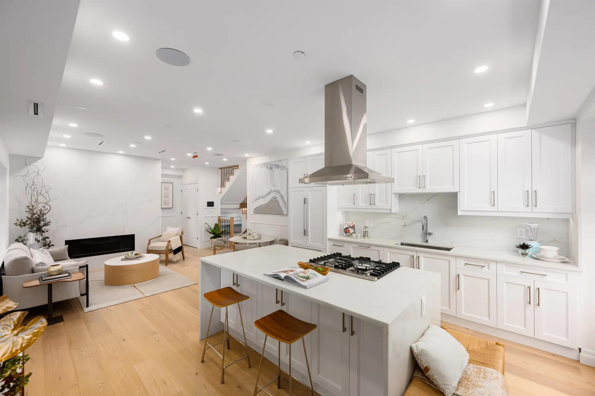 Property at 2014 W 15th Avenue, Vancouver, BC