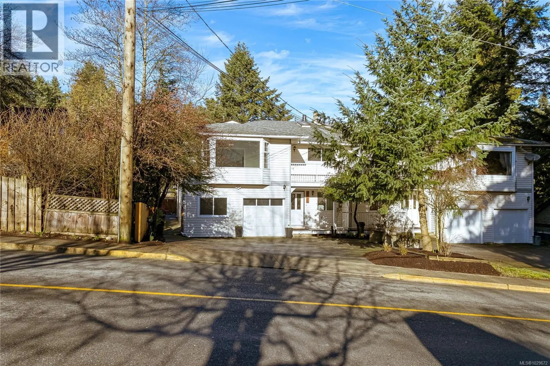 Property at 3165 Gibbins Rd, Duncan, BC