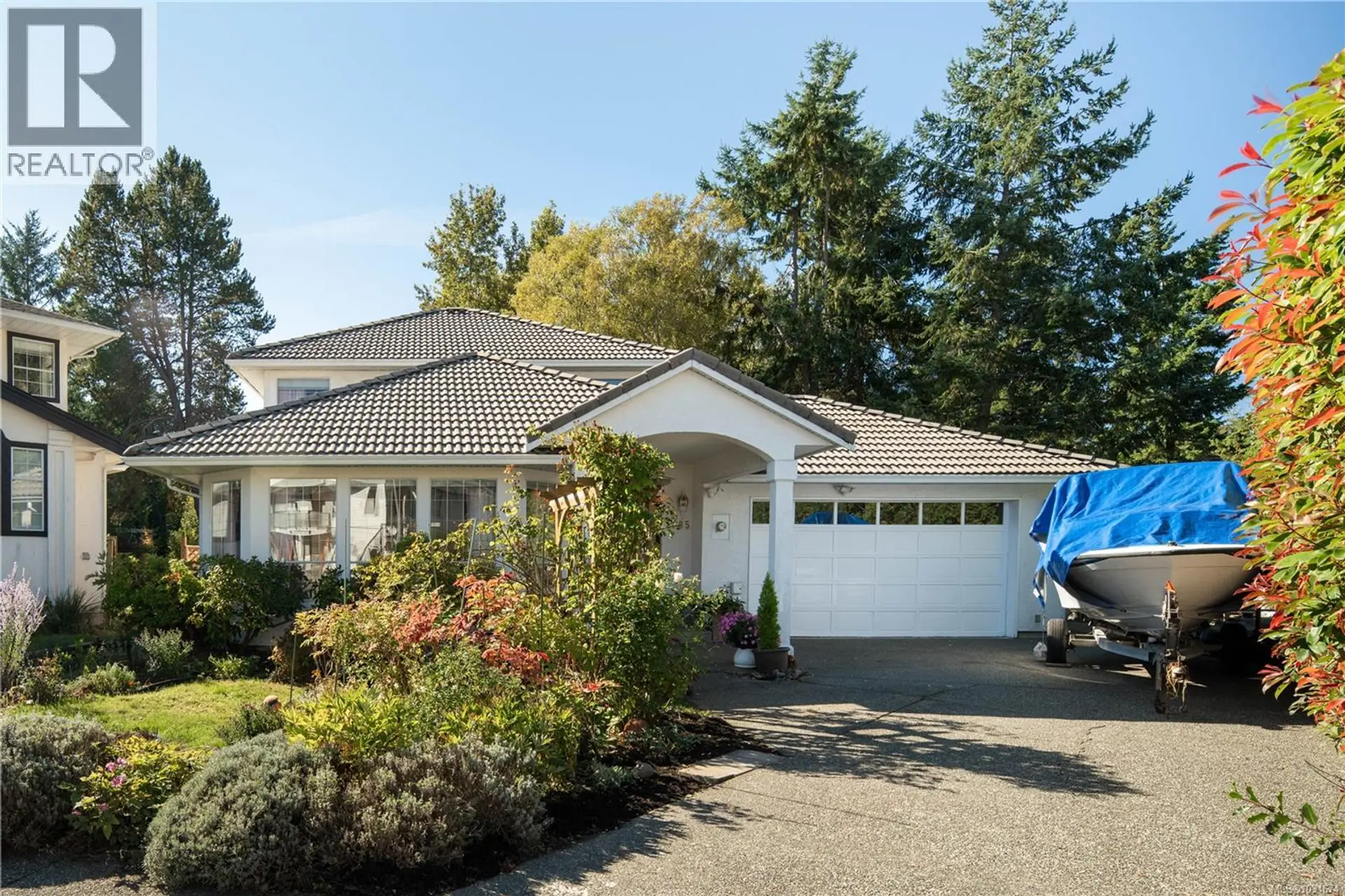 Property at 1395 Epsom Close, Saanich, BC