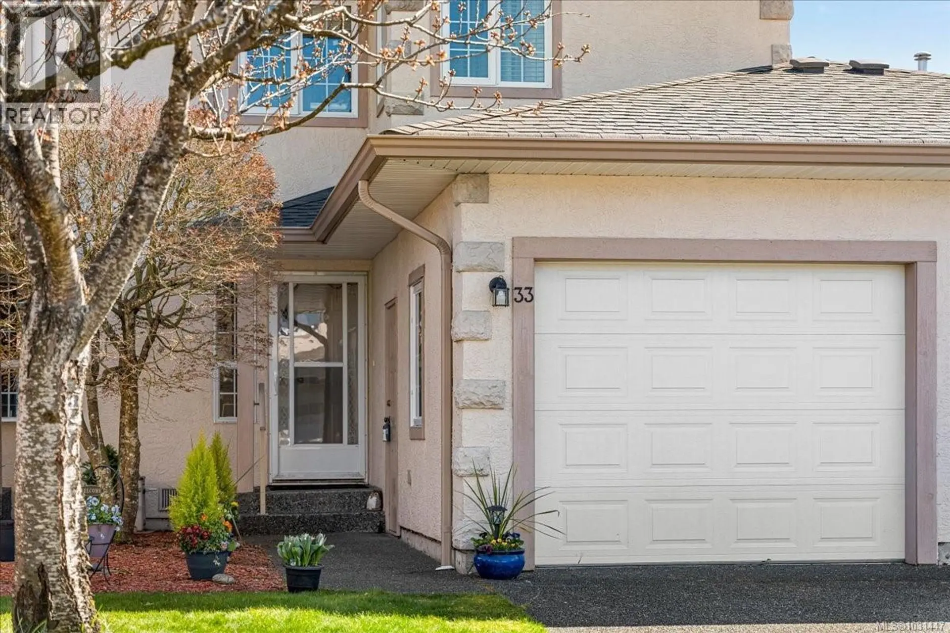 Property at #33 2055 GALERNO Rd, Campbell River, BC