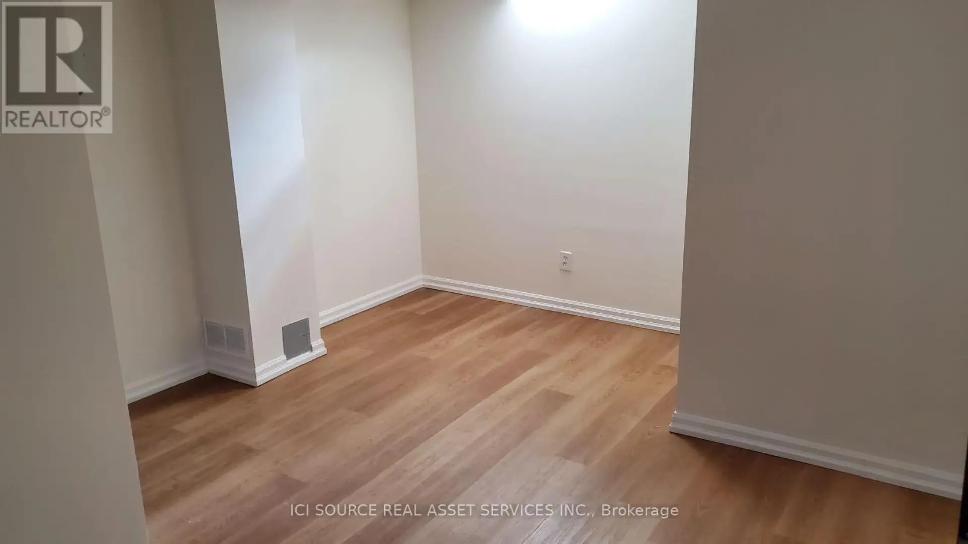 11 LEVELLANDS CRESCENT - Image 7