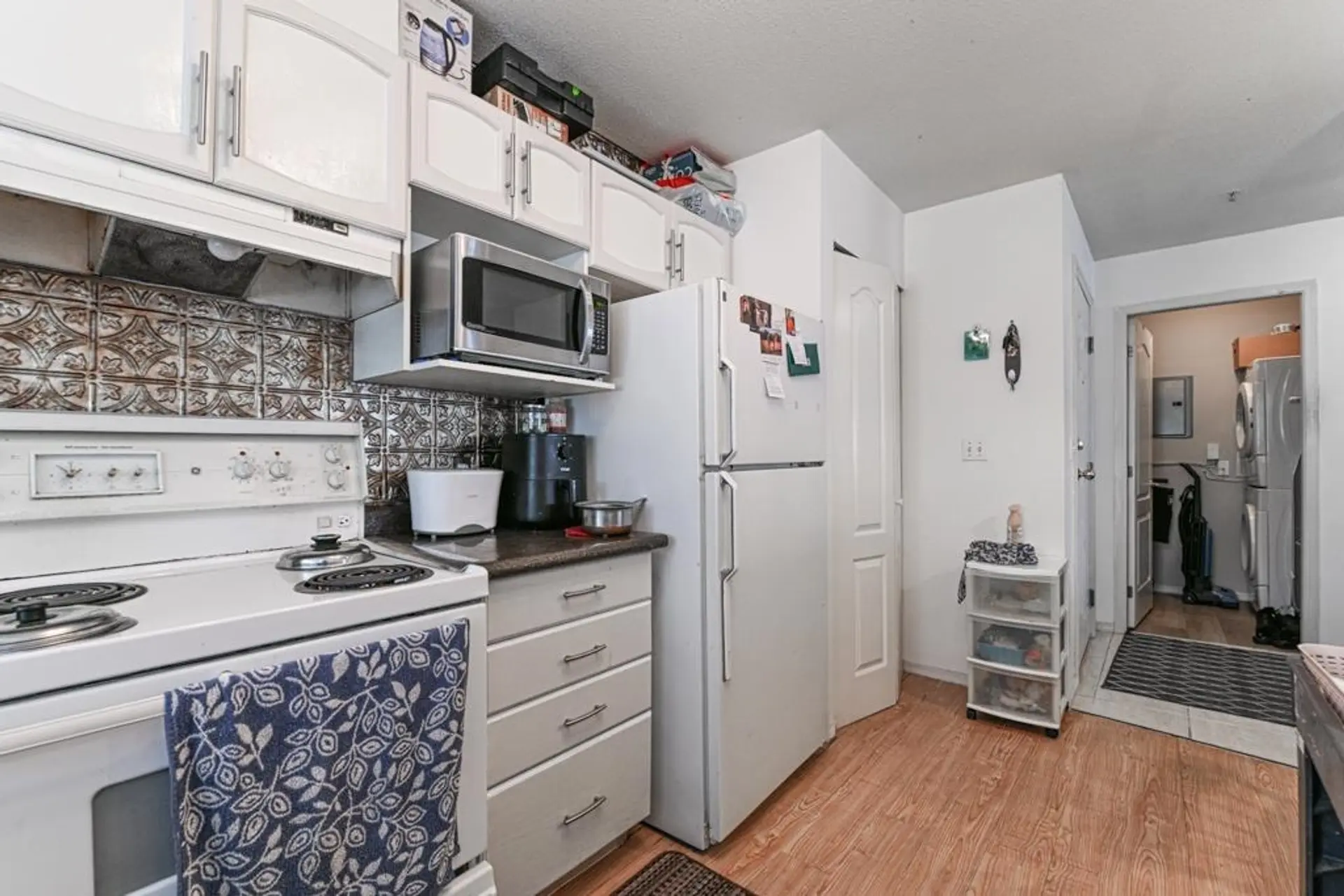 #208 2960 Trethewey Street - Image 4