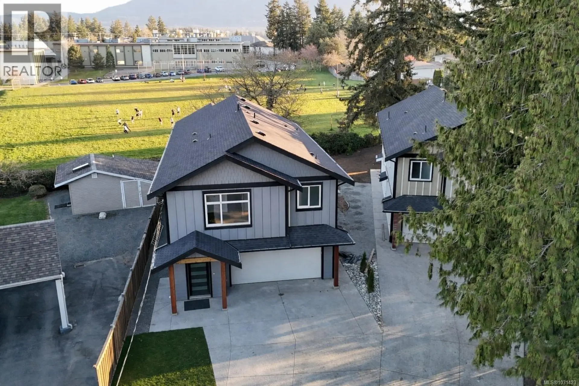 Property at 416 Diamond Blvd, Nanaimo, BC