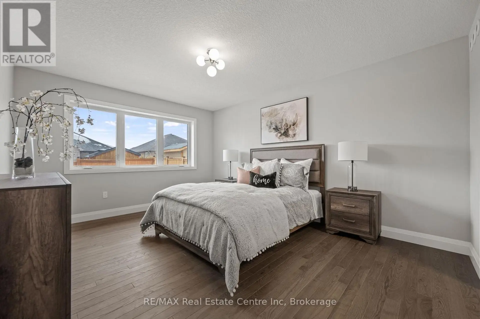 218 BRIDGE CRESCENT - Image 5