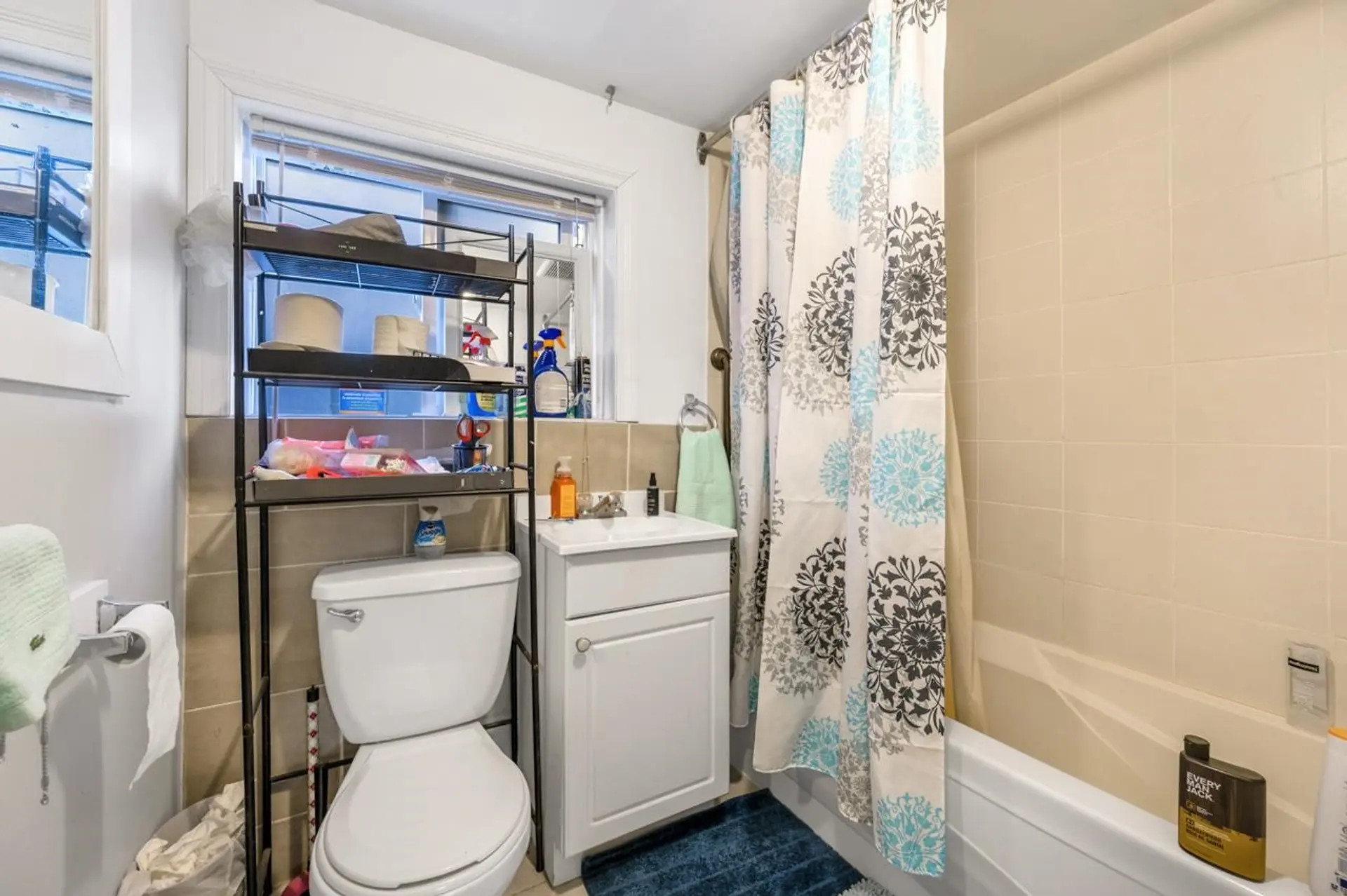 1032 E 49th Avenue - Image 14